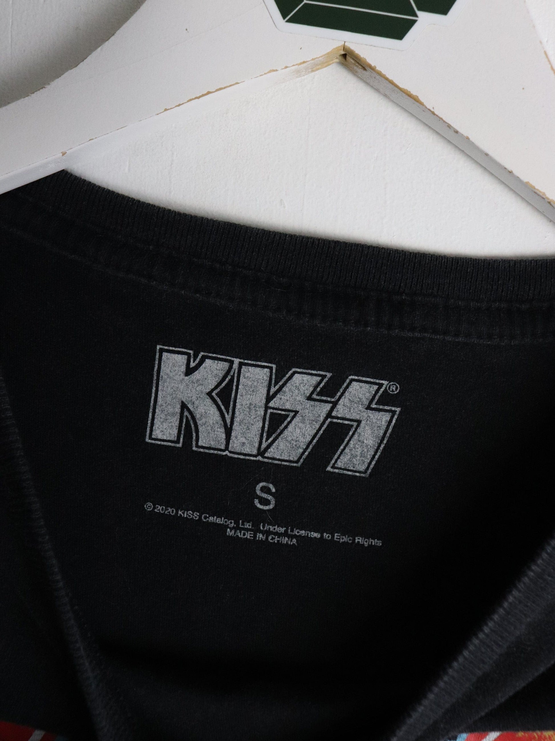 Kiss T Shirt Mens Small Black from propervintagecanada