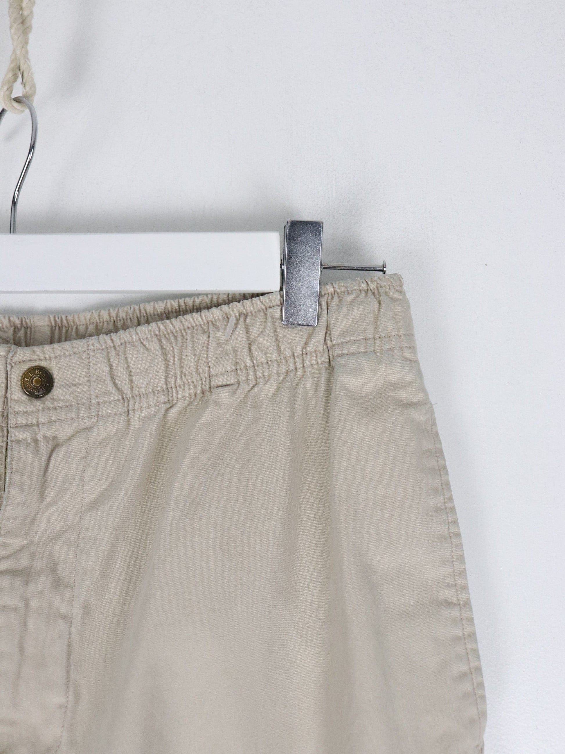 L.L. Bean Pants Mens Small Beige Elastic Pull On from propervintagecanada