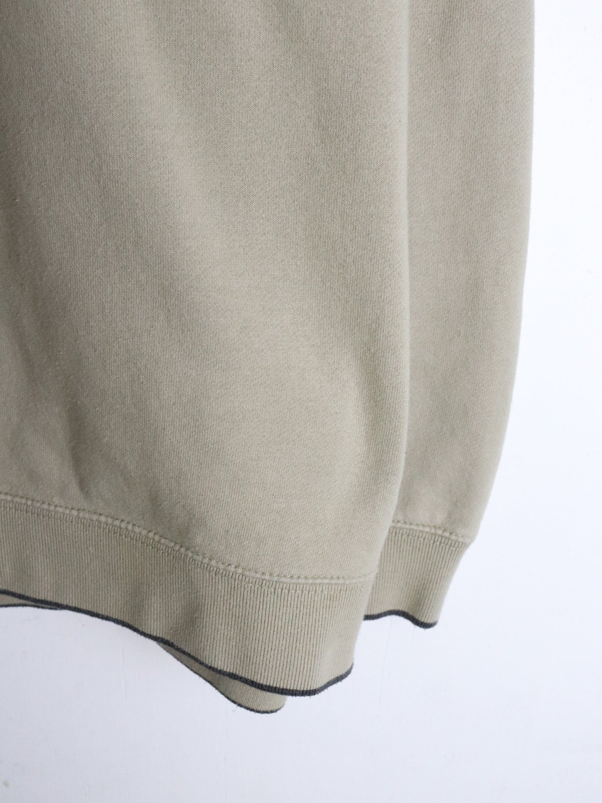 Labrador Sweatshirt Mens Large Beige from propervintagecanada