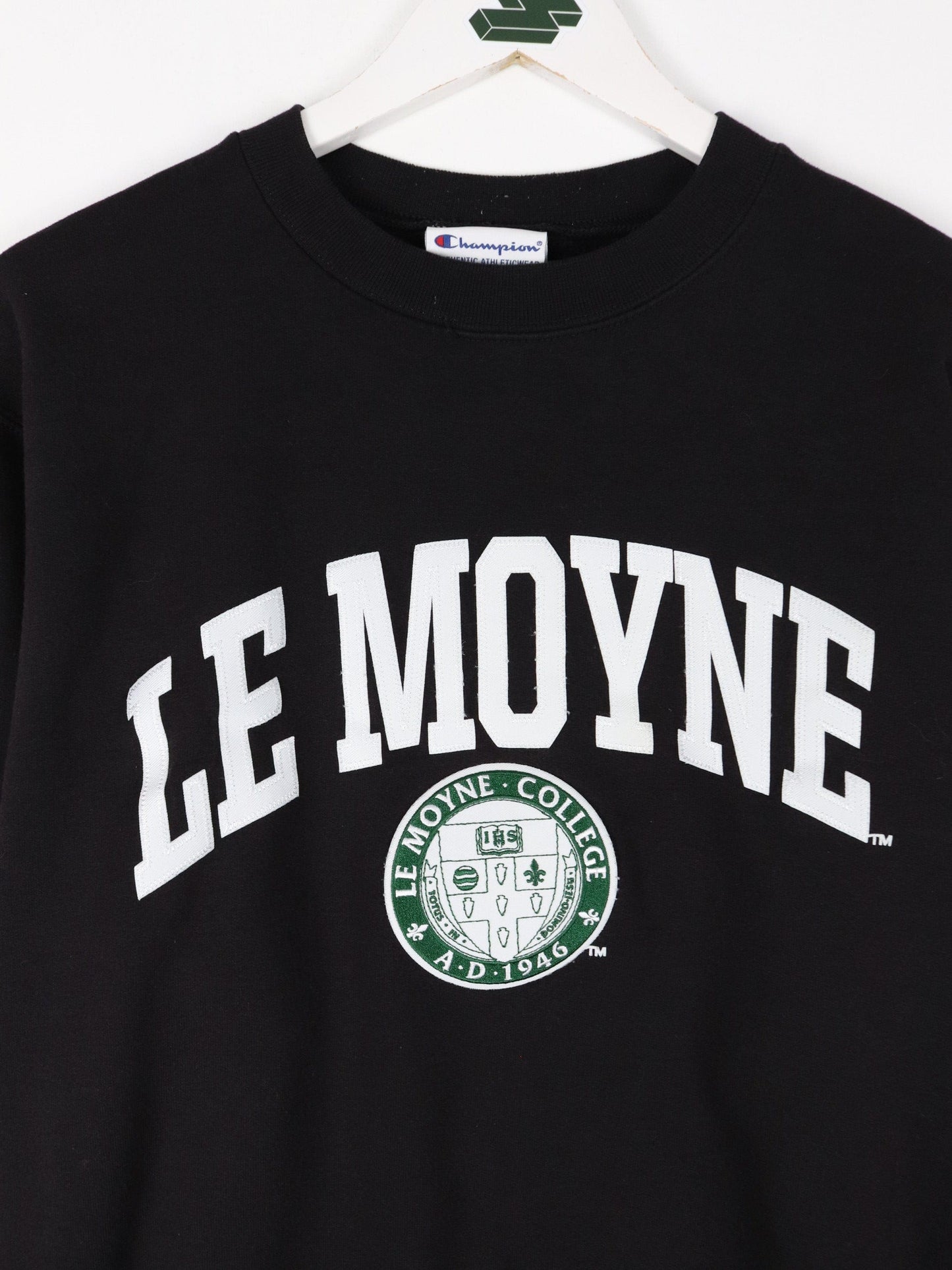Le Moyne Sweatshirt Mens Small Black College Champion from propervintagecanada