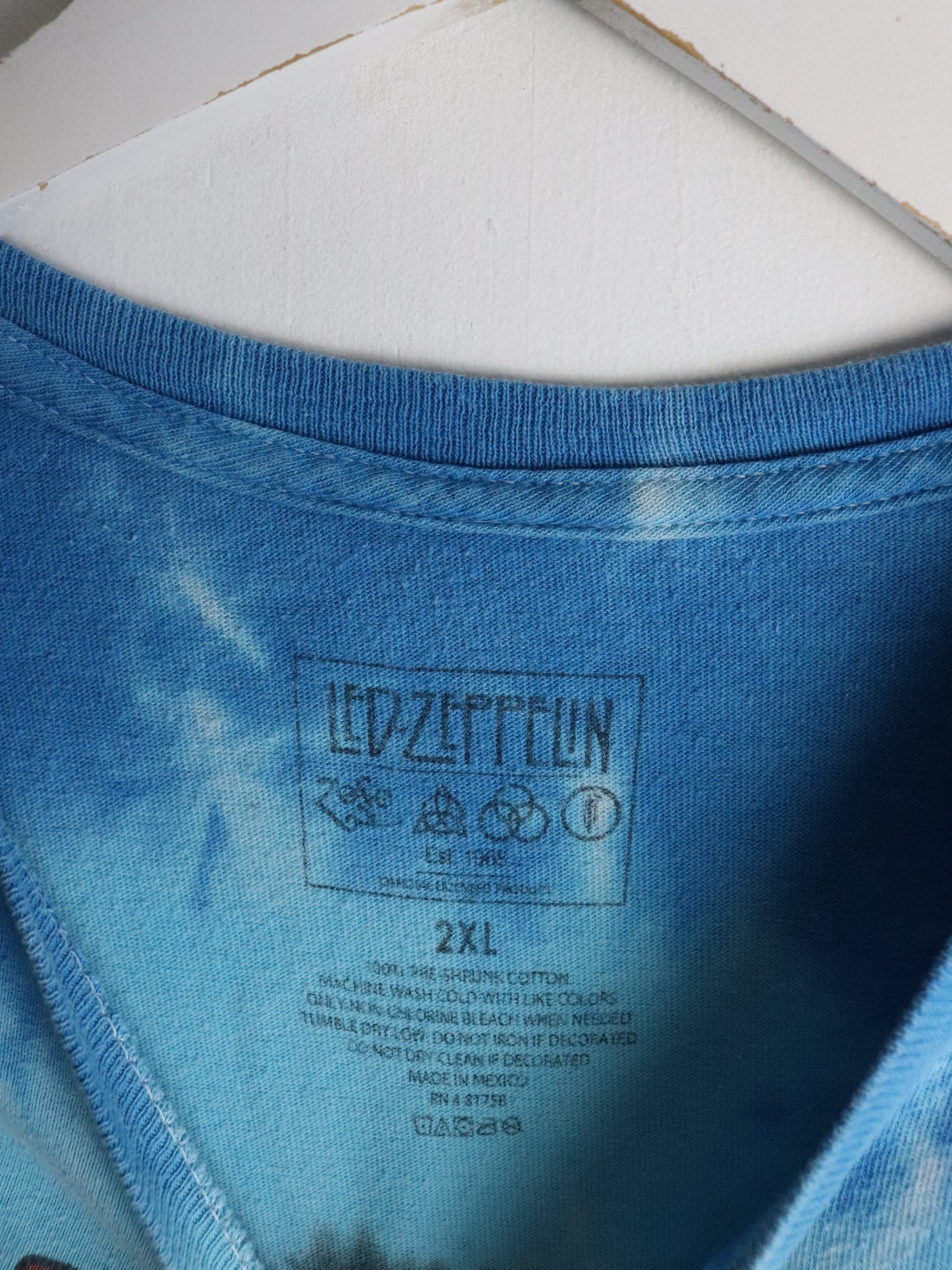 Led Zeppelin T Shirt Mens 2XL Blue from propervintagecanada