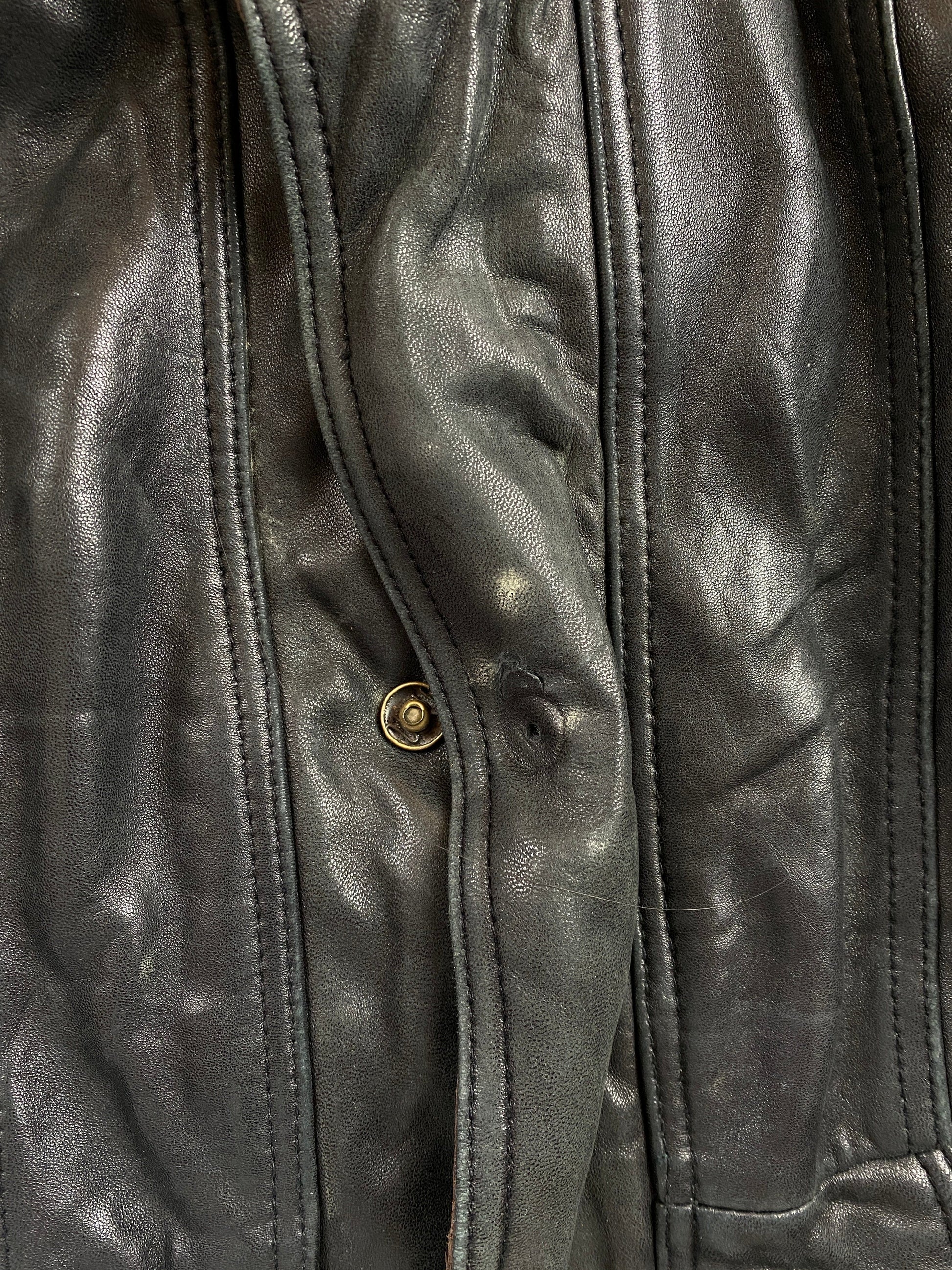 Leonardo's Jacket Mens Small Black Leather Coat from propervintagecanada