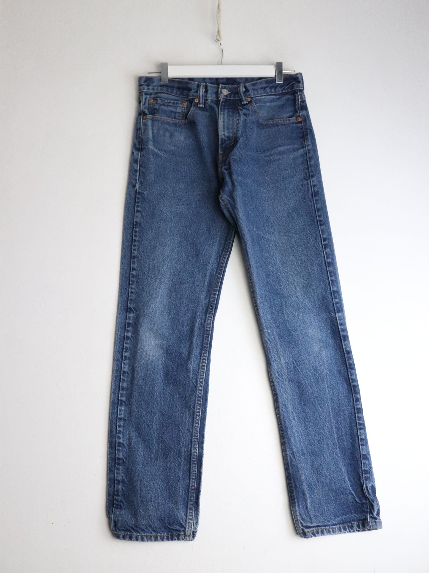Levi's Denim Jeans Mens 31 x 32 Blue 505 Regular Fit from propervintagecanada