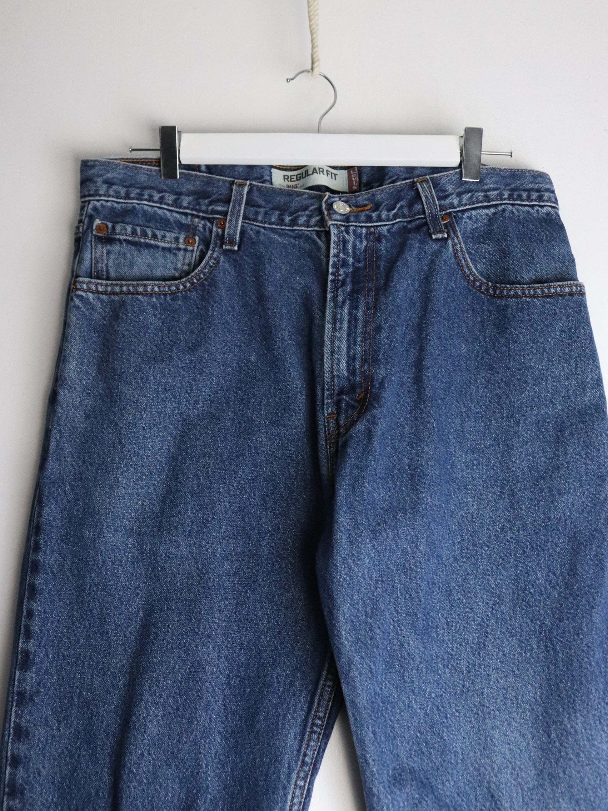 Levi's Denim Jeans Mens 36 x 32 Blue 505 Regular from propervintagecanada