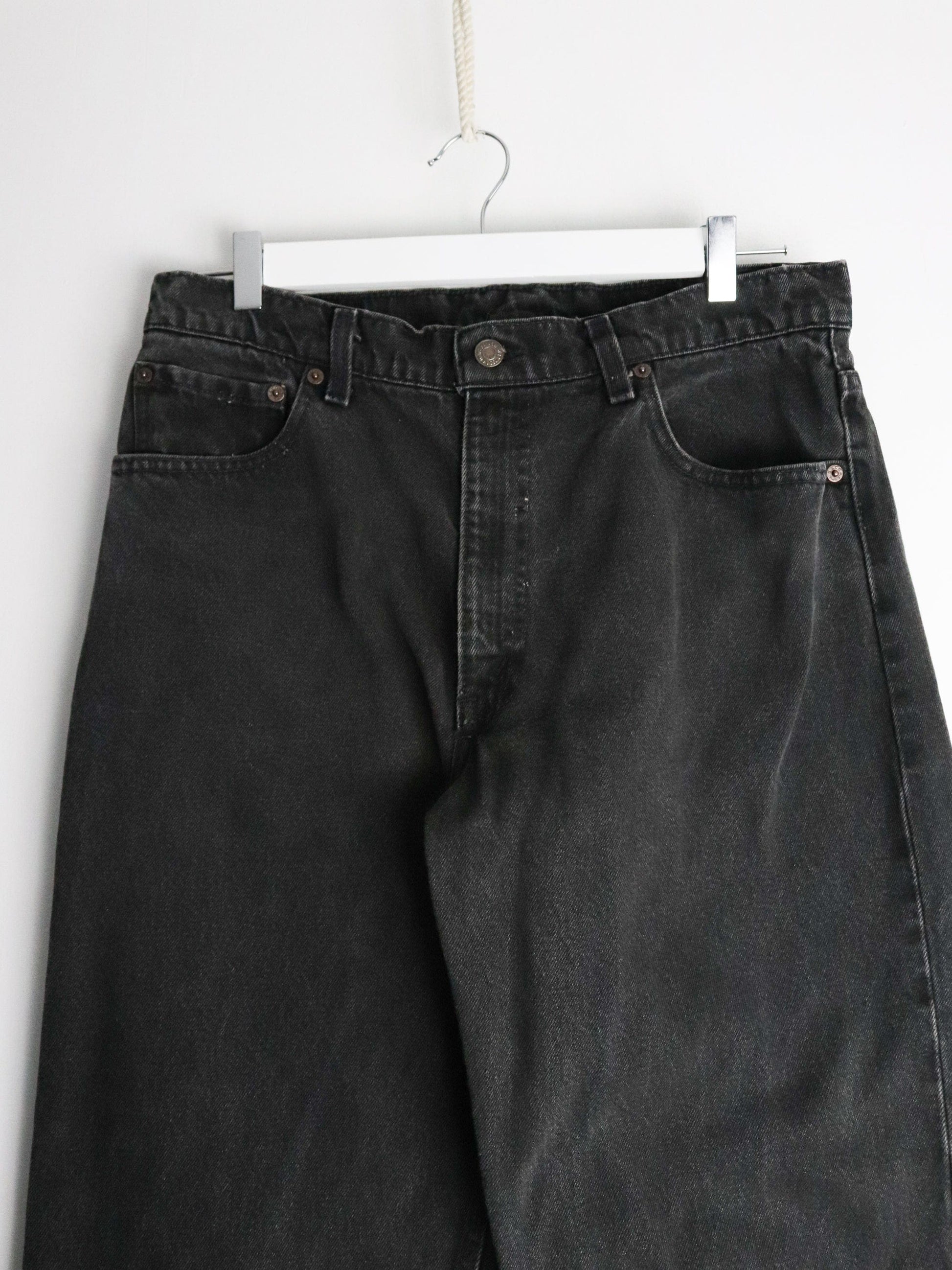 Levi's Jeans Levi's Pants Mens 32 x 30 Black Denim Jeans Regular Fit