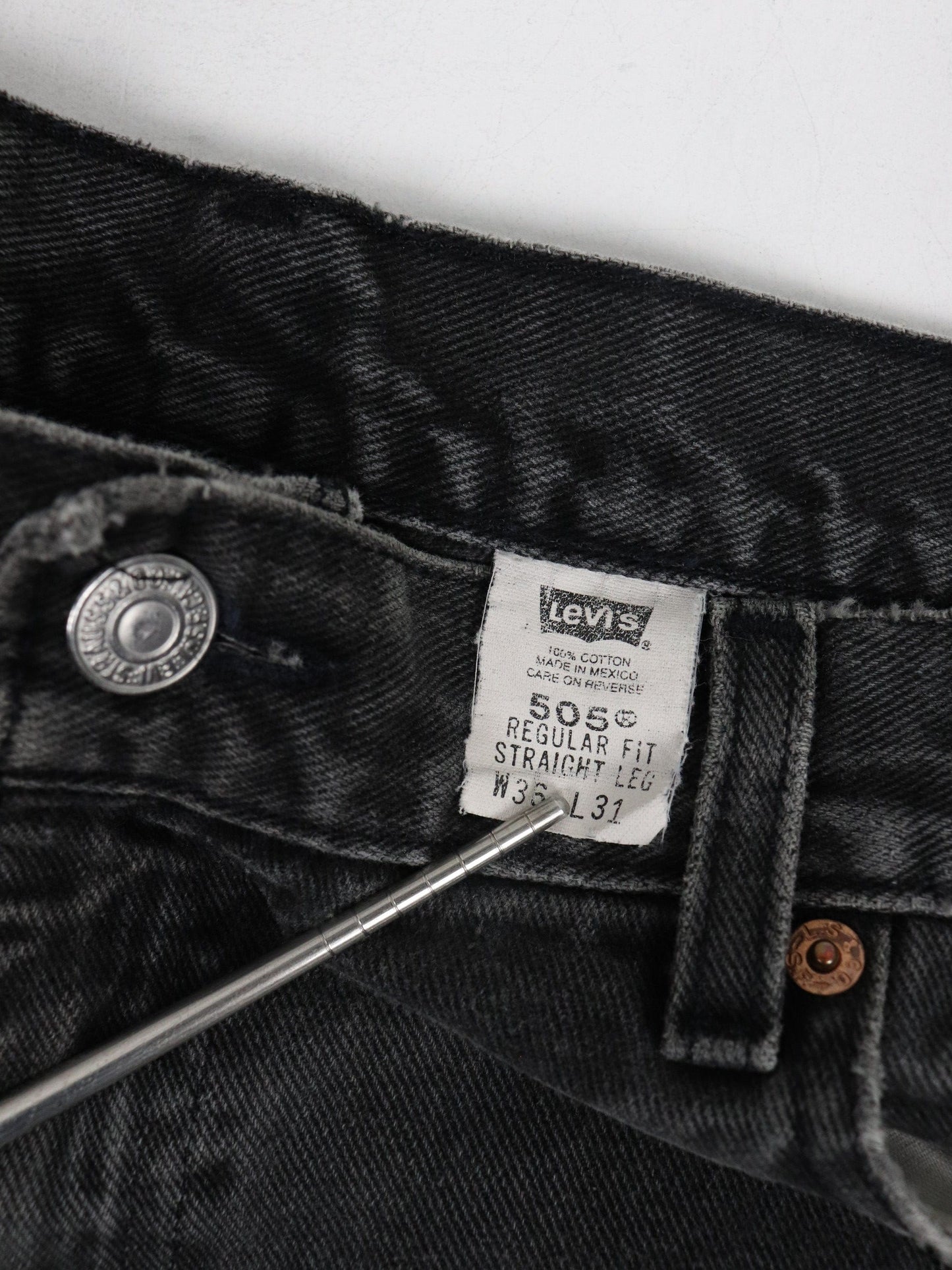 Levi's Jeans Vintage Levi's Pants Fits Mens 34 x 31 Black Denim Jeans 505 Regular Straight