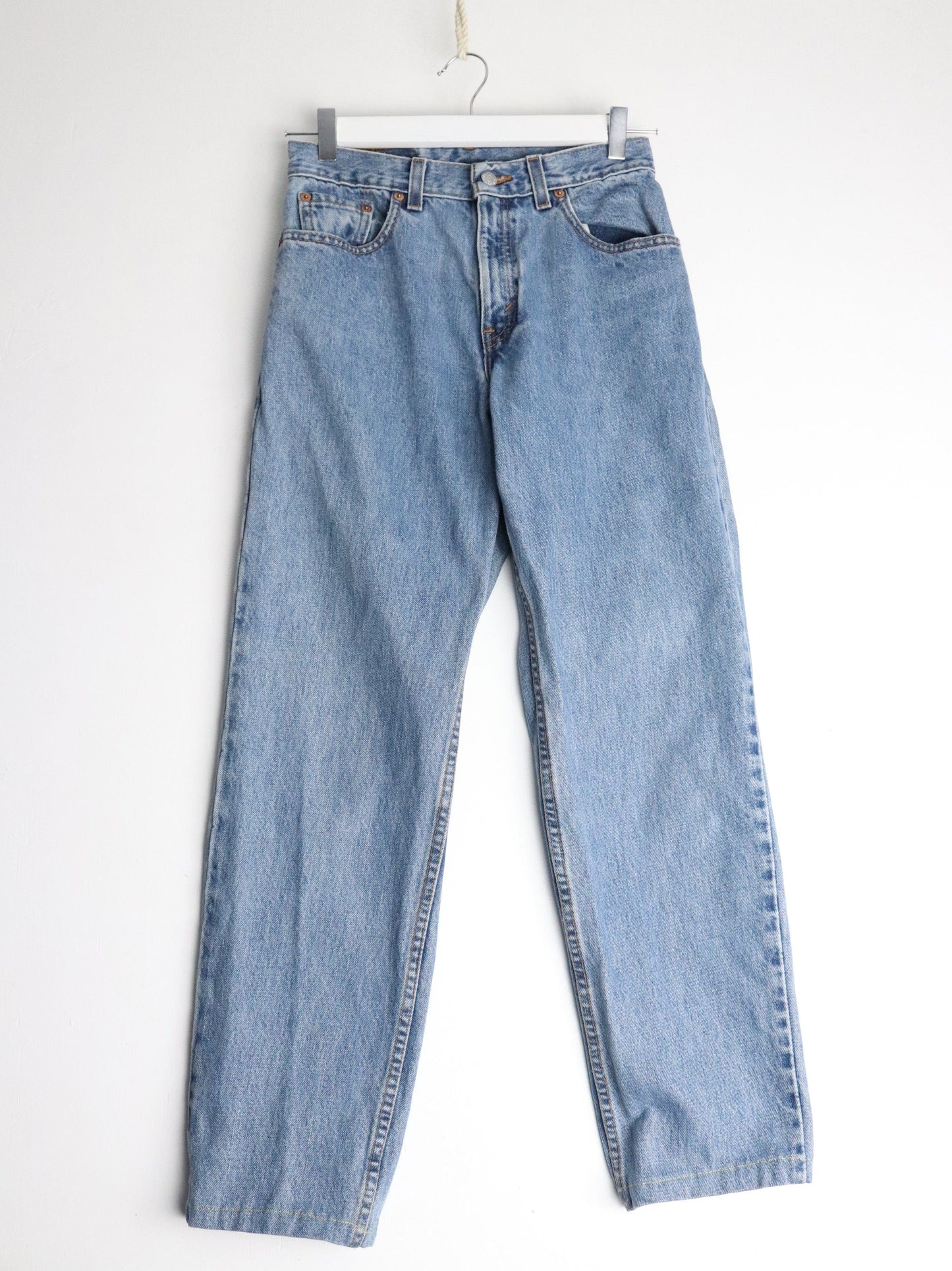 Levi's Jeans Vintage Levi's Pants Youth 26 x 27 Blue Denim Jeans 550 Relaxed Tapered