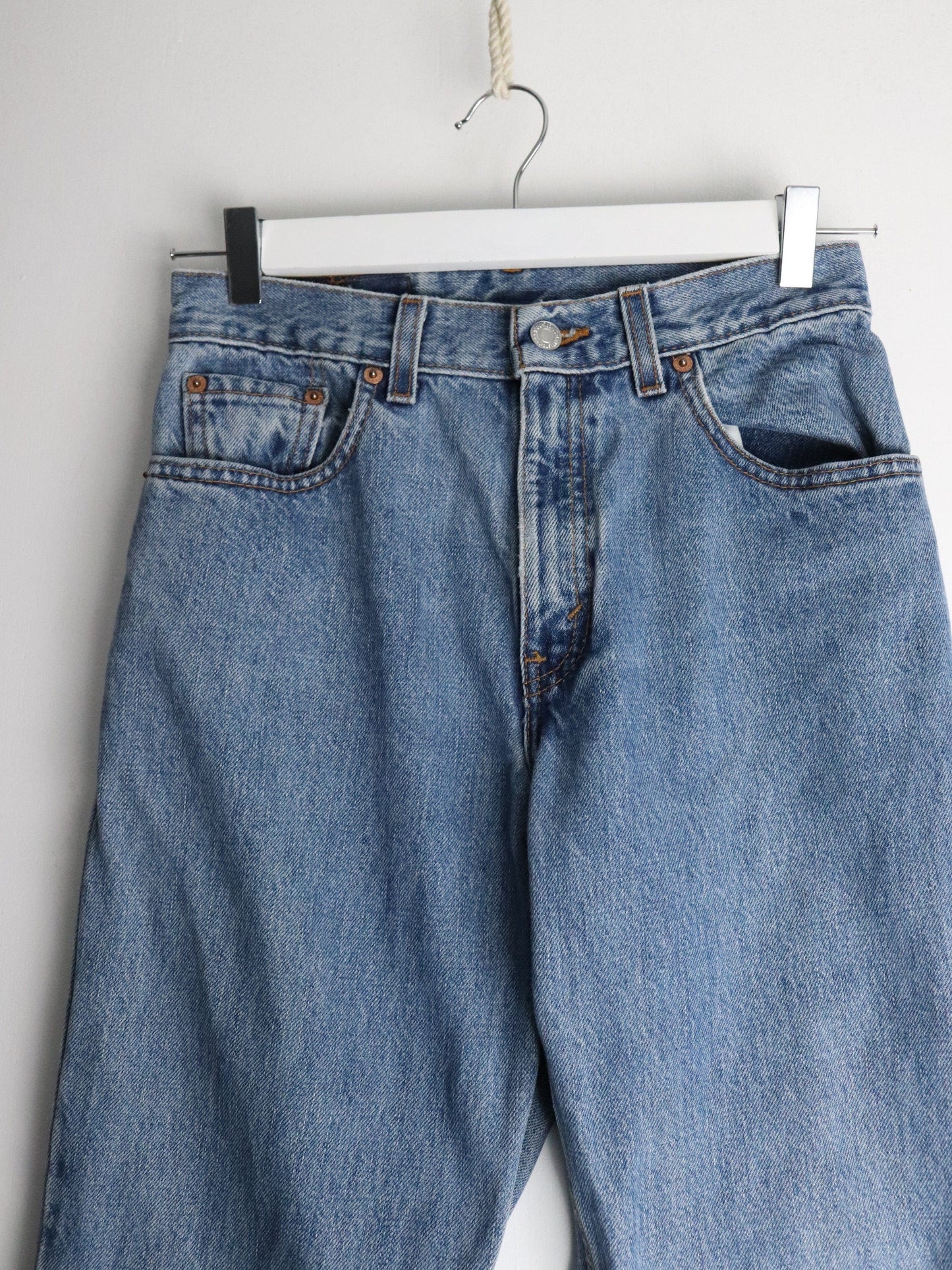 Levi's Jeans Vintage Levi's Pants Youth 26 x 27 Blue Denim Jeans 550 Relaxed Tapered