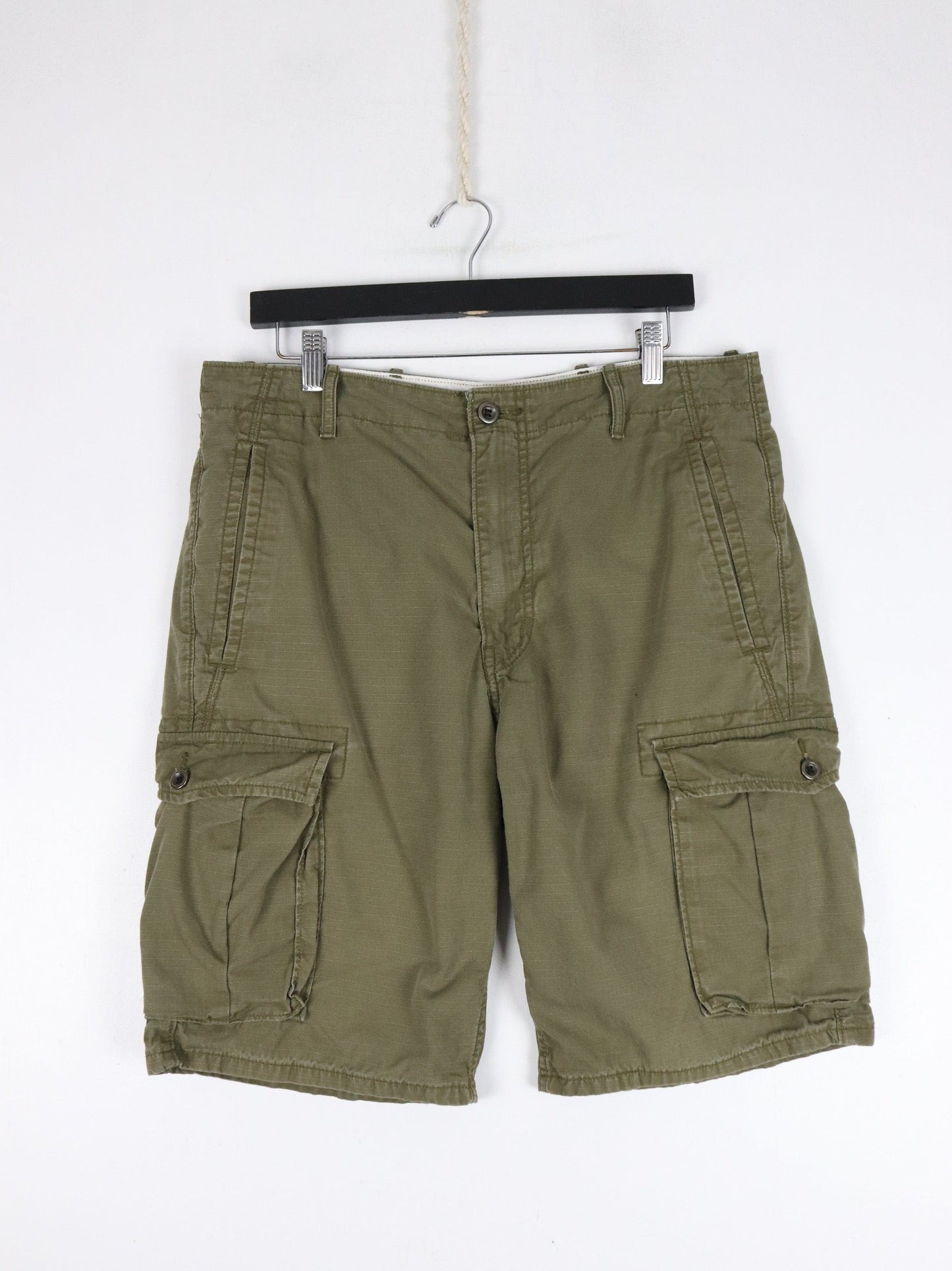 Levi's Shorts Levi's Shorts Mens 33 Green Cargo