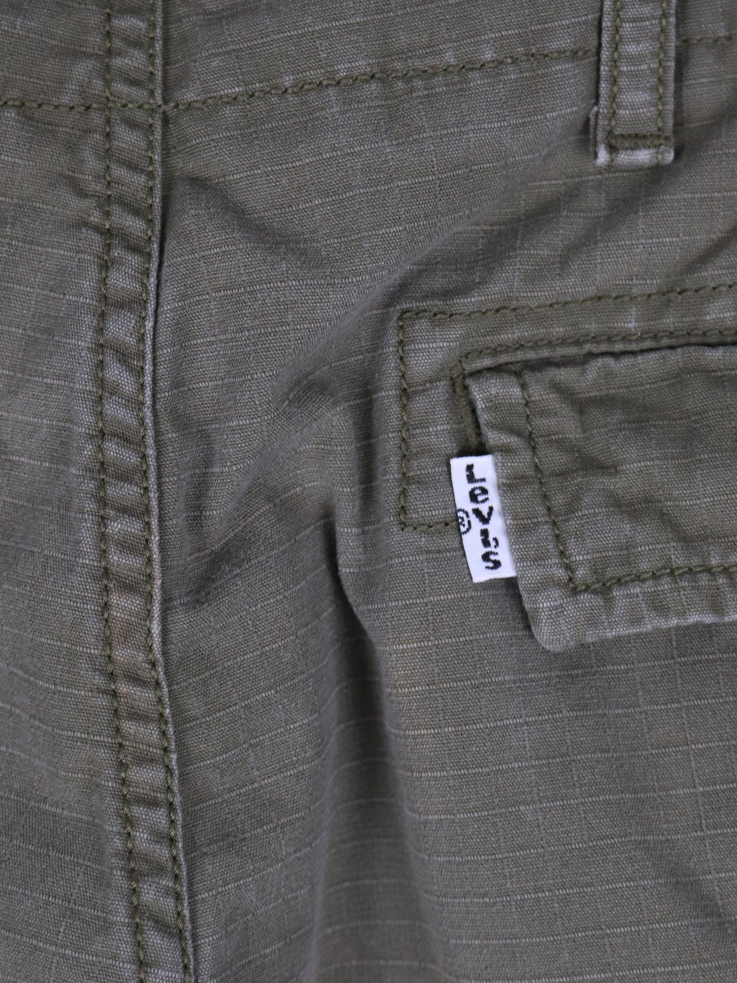 Levi's Shorts Levi's Shorts Mens 33 Green Cargo