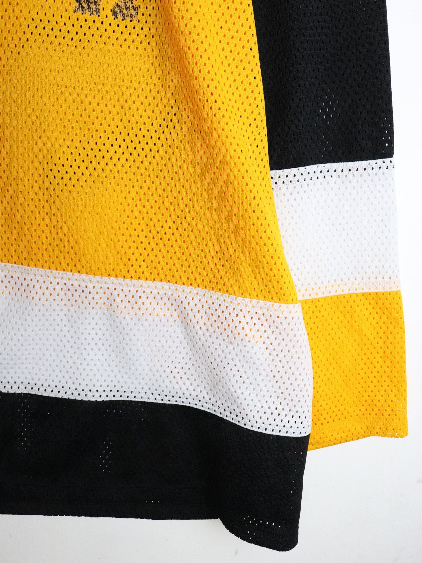 Magnum Hockey Jersey Mens 2XL Yellow Athletic Knit