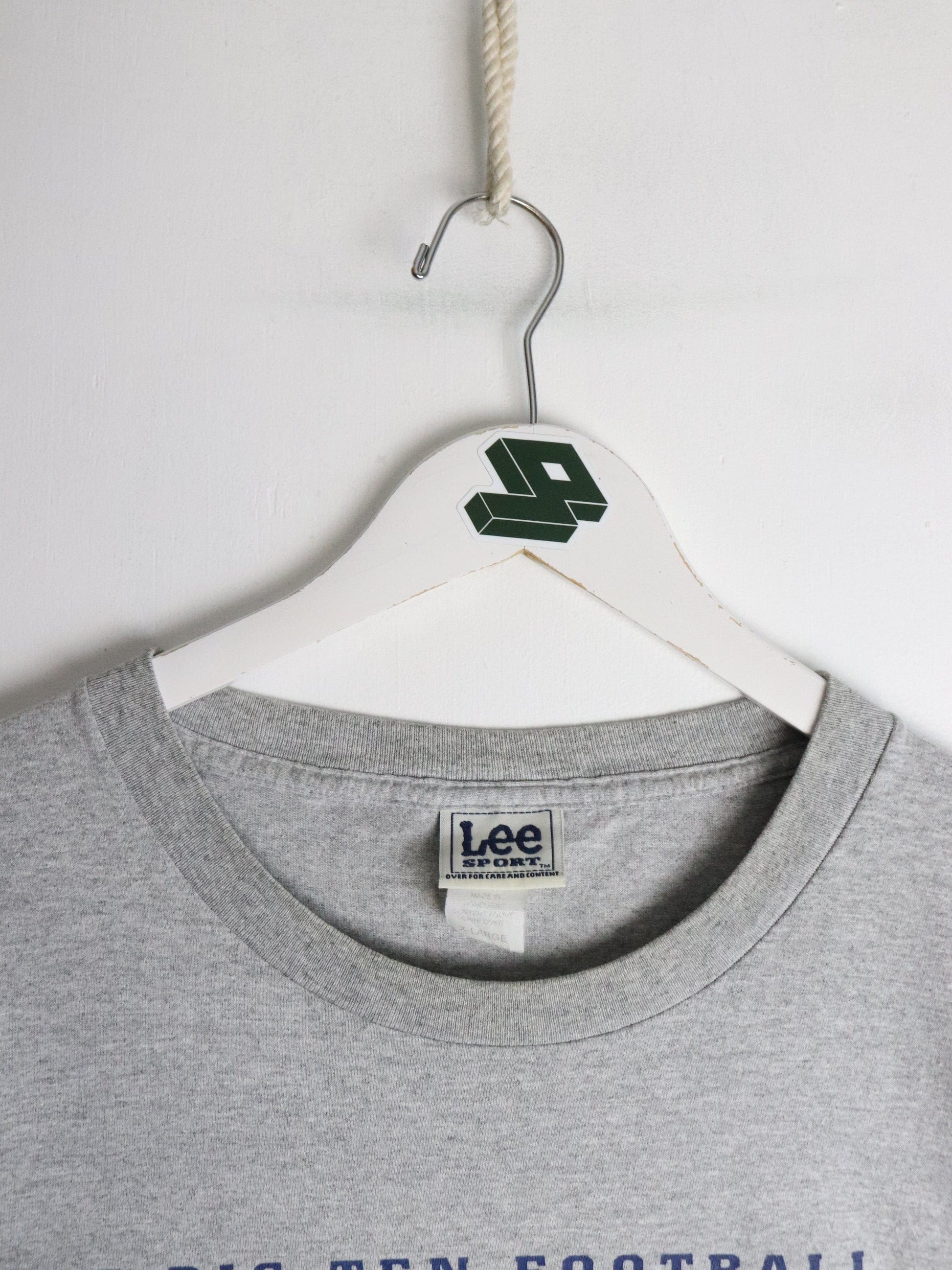 Michigan Wolverines T Shirt Mens XL Grey College Football from propervintagecanada