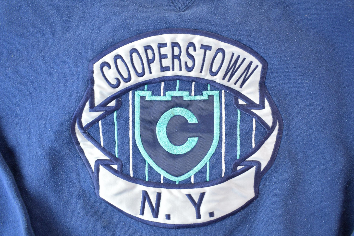 MLB Clothing > Gender Neutral Adult Clothing > Hoodies & Sweatshirts > Sweatshirts Vintage 1990s Cooperstown NY MLB Heavyweight Crewneck Sweatshirt Men's Large