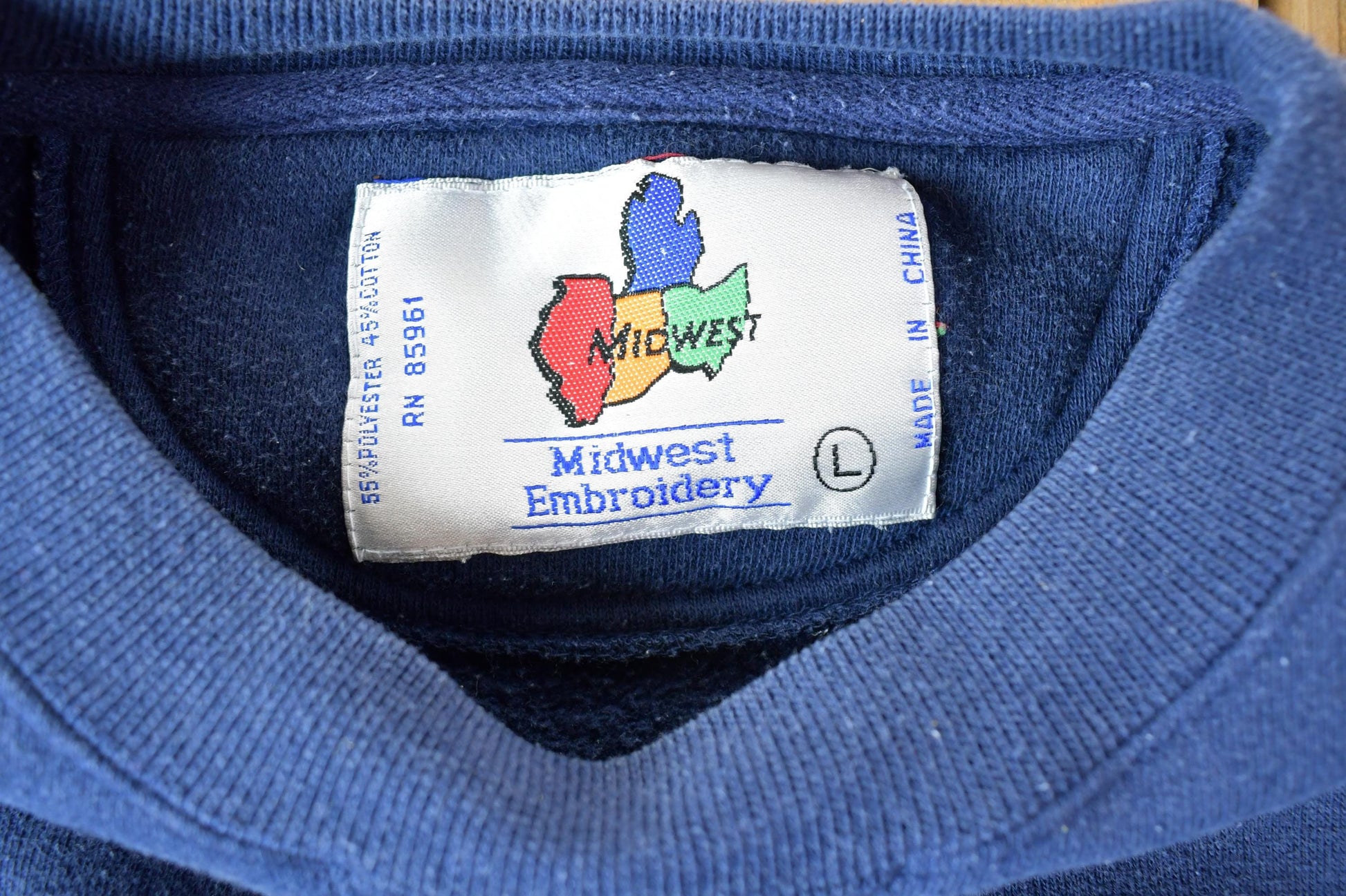 MLB Clothing > Gender Neutral Adult Clothing > Hoodies & Sweatshirts > Sweatshirts Vintage 1990s Cooperstown NY MLB Heavyweight Crewneck Sweatshirt Men's Large