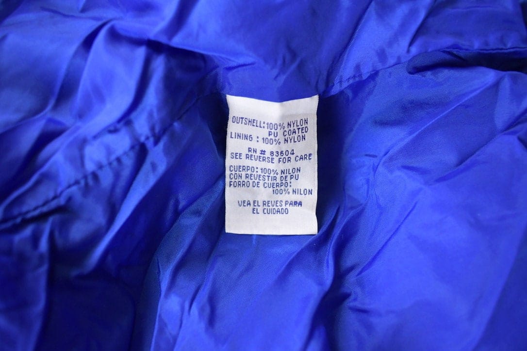 MLB Clothing > Gender Neutral Adult Clothing > Jackets & Coats Vintage 1990s Chicago Cubs MLB Majestic Windbreaker Baseball Sportswear Youth Large