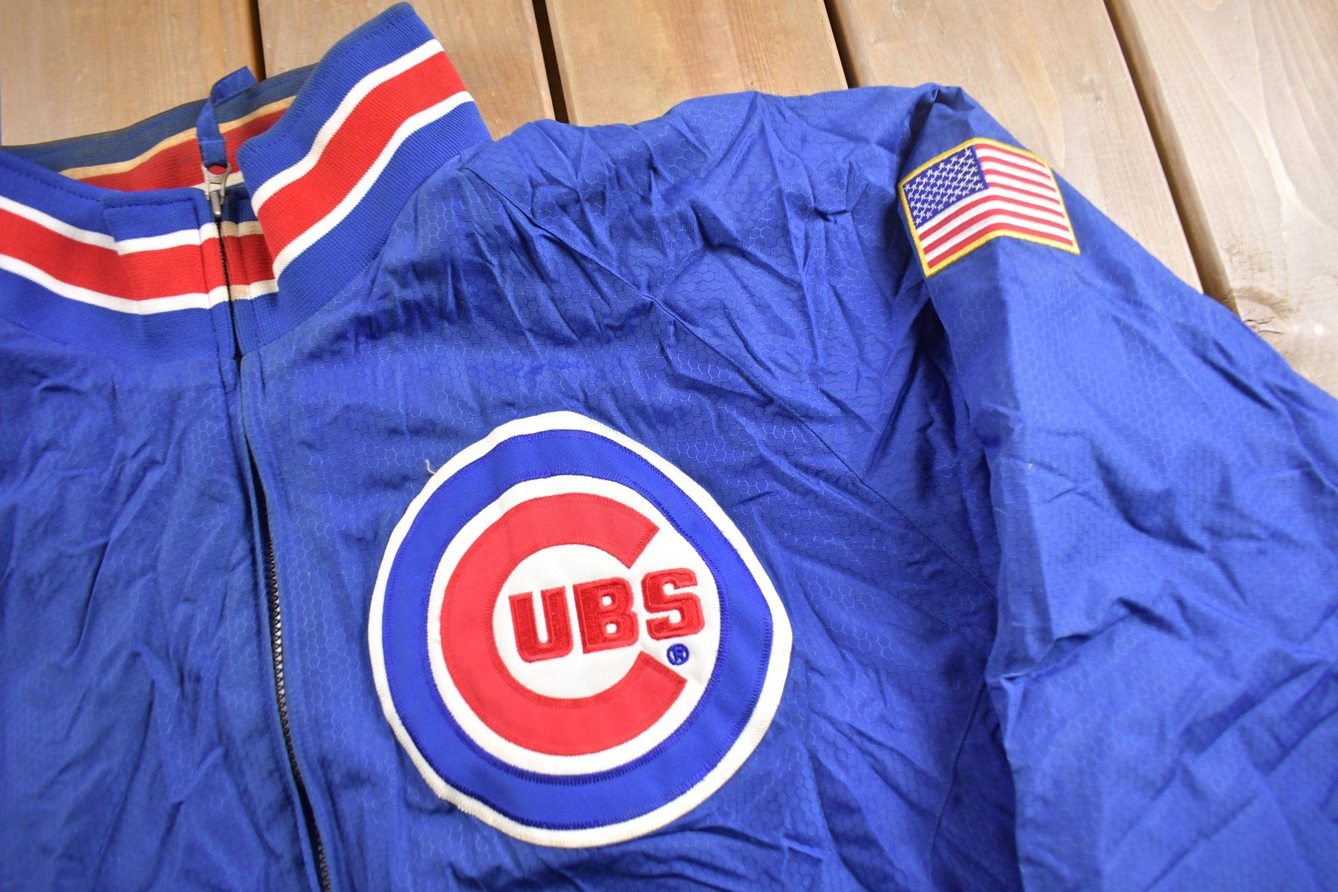 MLB Clothing > Gender Neutral Adult Clothing > Jackets & Coats Vintage 1990s Chicago Cubs MLB Majestic Windbreaker Men's 2XL