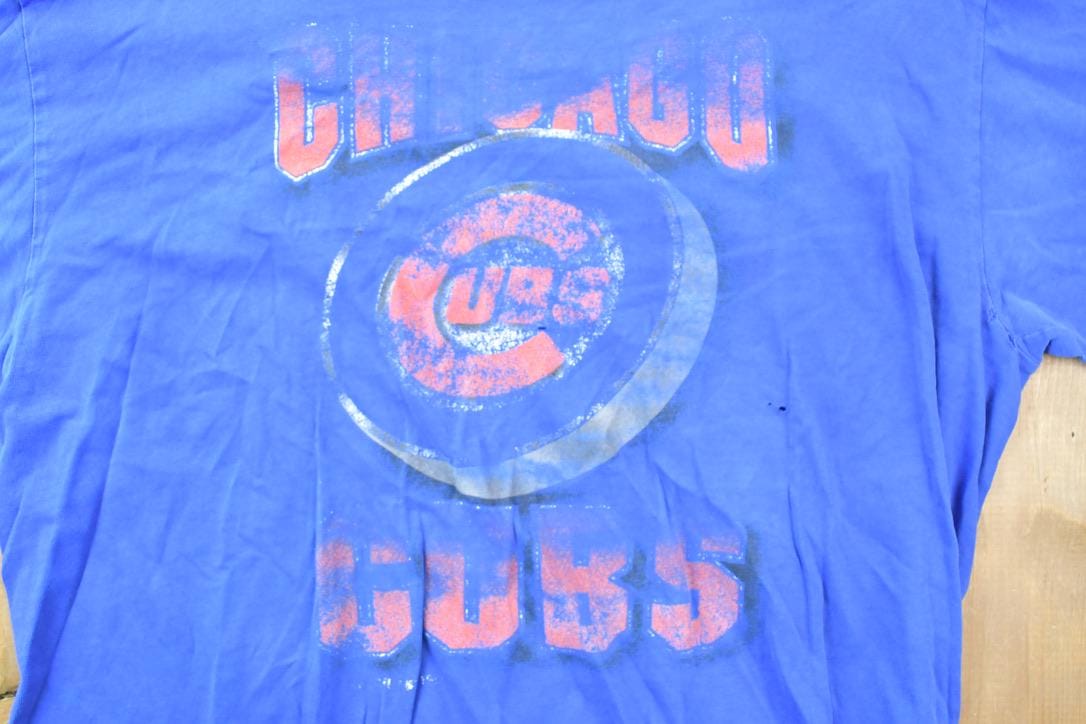 MLB Clothing > Gender Neutral Adult Clothing > Tops & Tees > T Shirts Vintage 1980s Chicago Cubs MLB Graphic T-Shirt Men's Large