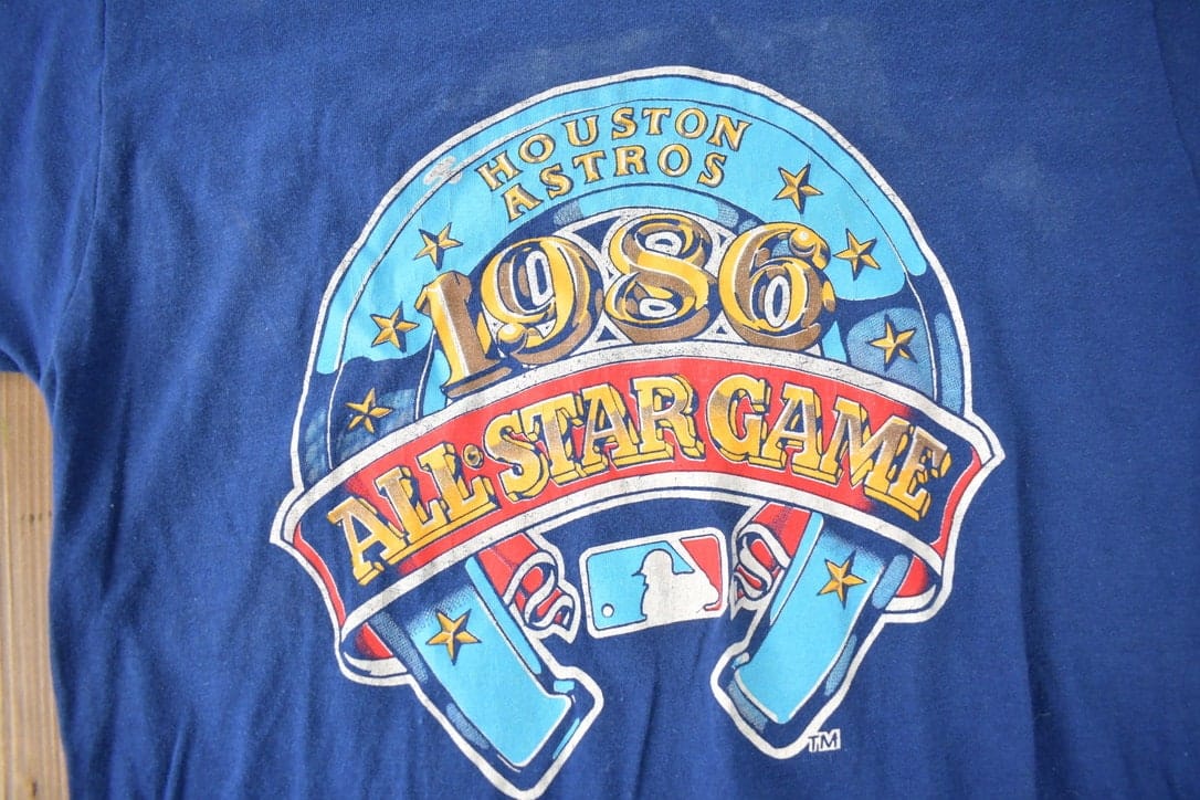 MLB Clothing > Gender Neutral Adult Clothing > Tops & Tees > T Shirts Vintage 1986 Houston Astros All Star Game MLB Baseball Graphic T-Shirt Men's S