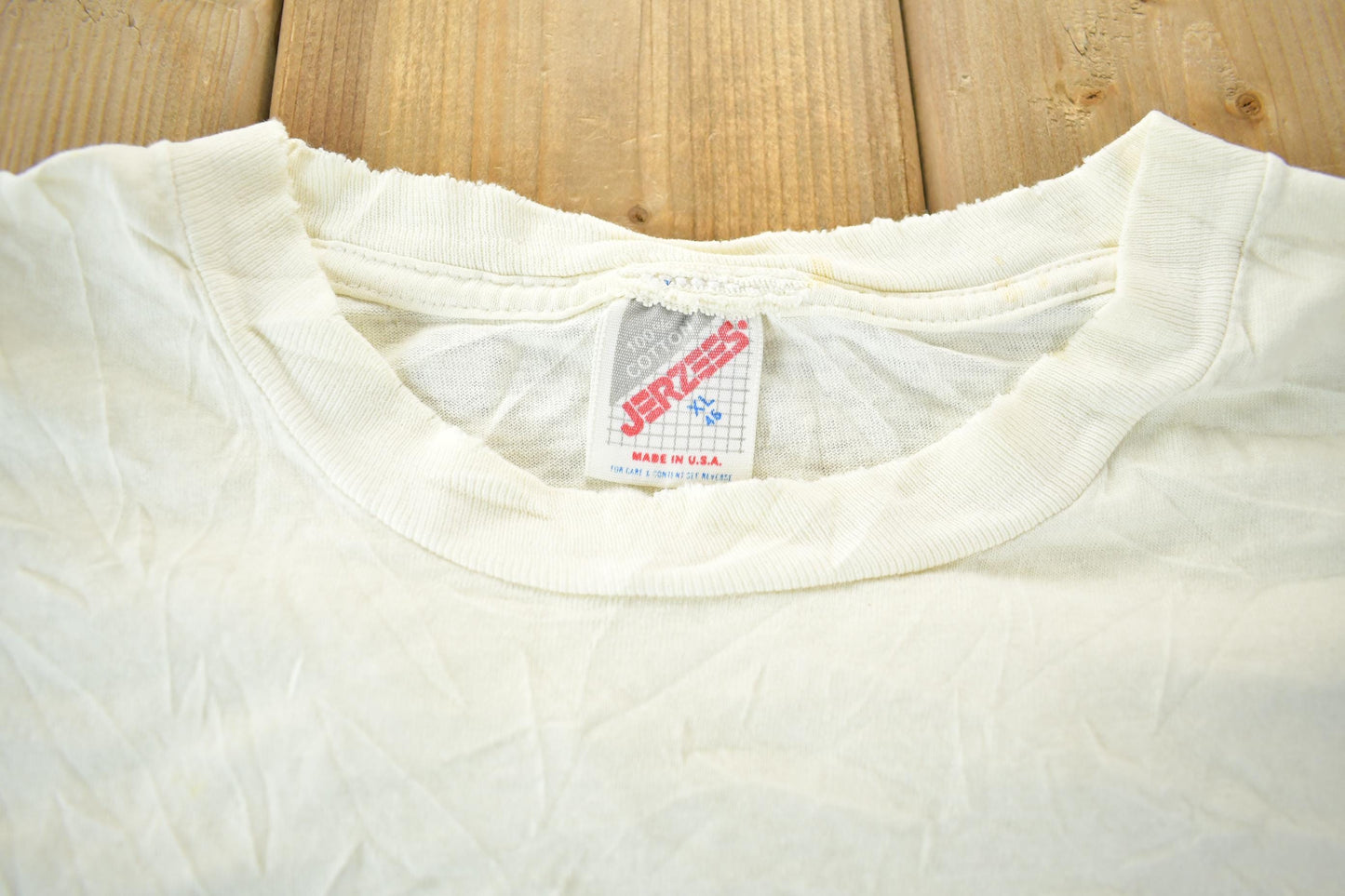 MLB Clothing > Gender Neutral Adult Clothing > Tops & Tees > T Shirts Vintage 1987 Minnesota Twins MLB Graphic T-Shirt Men's Large