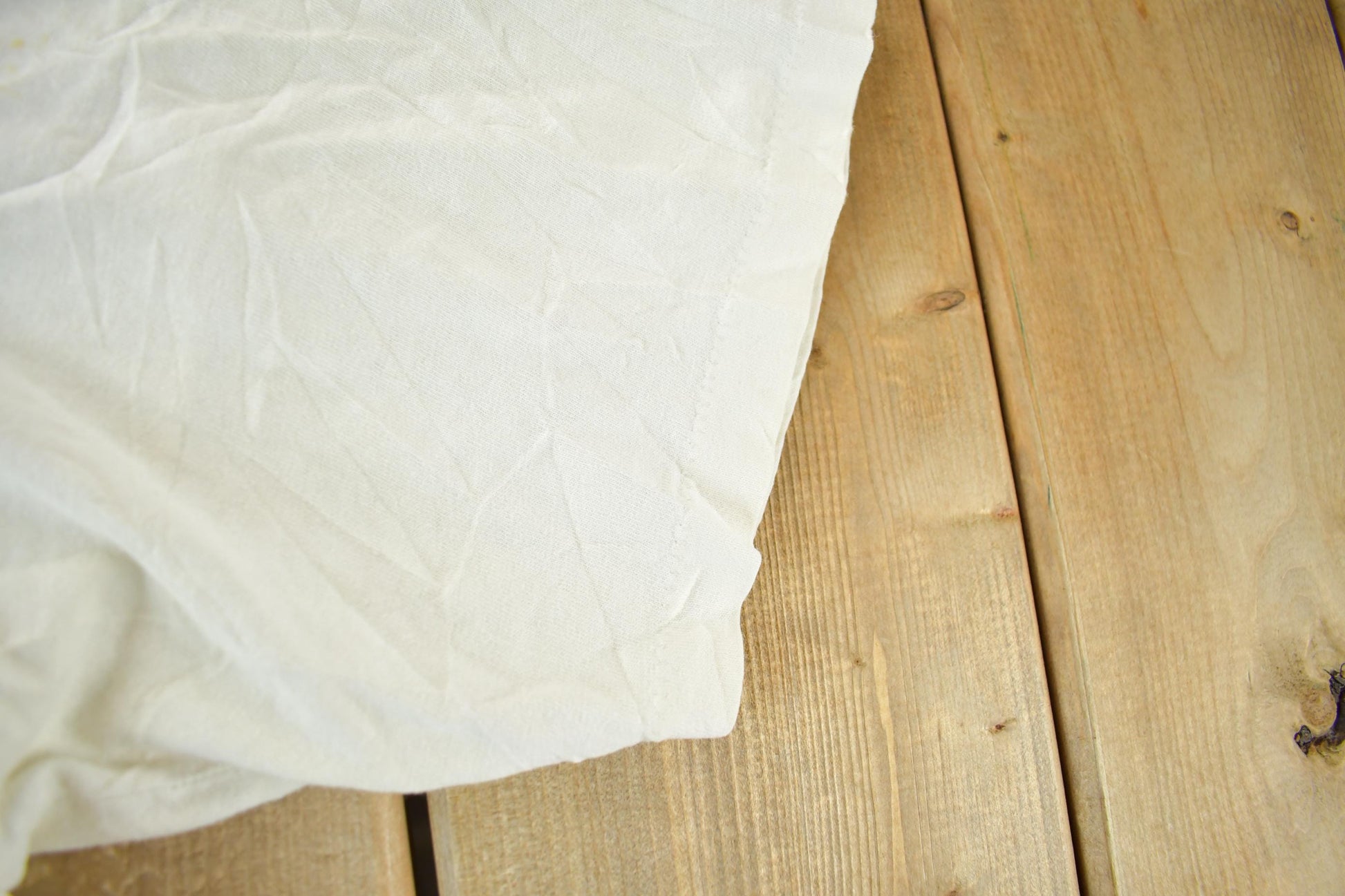 MLB Clothing > Gender Neutral Adult Clothing > Tops & Tees > T Shirts Vintage 1987 Minnesota Twins MLB Graphic T-Shirt Men's Large