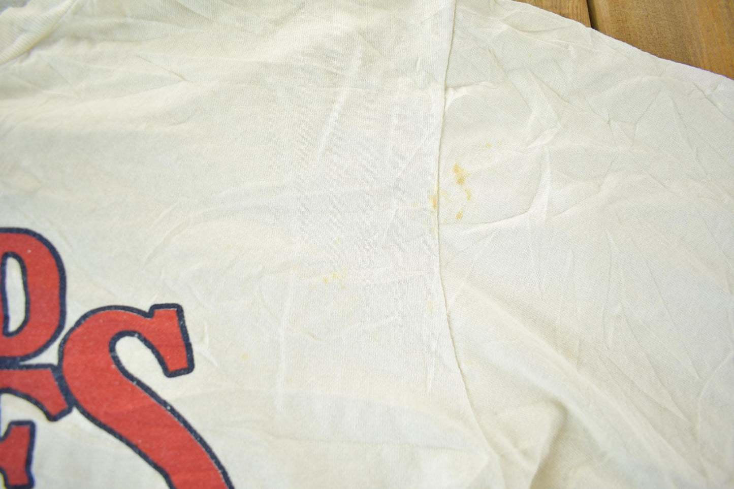 MLB Clothing > Gender Neutral Adult Clothing > Tops & Tees > T Shirts Vintage 1987 Minnesota Twins MLB Graphic T-Shirt Men's Large