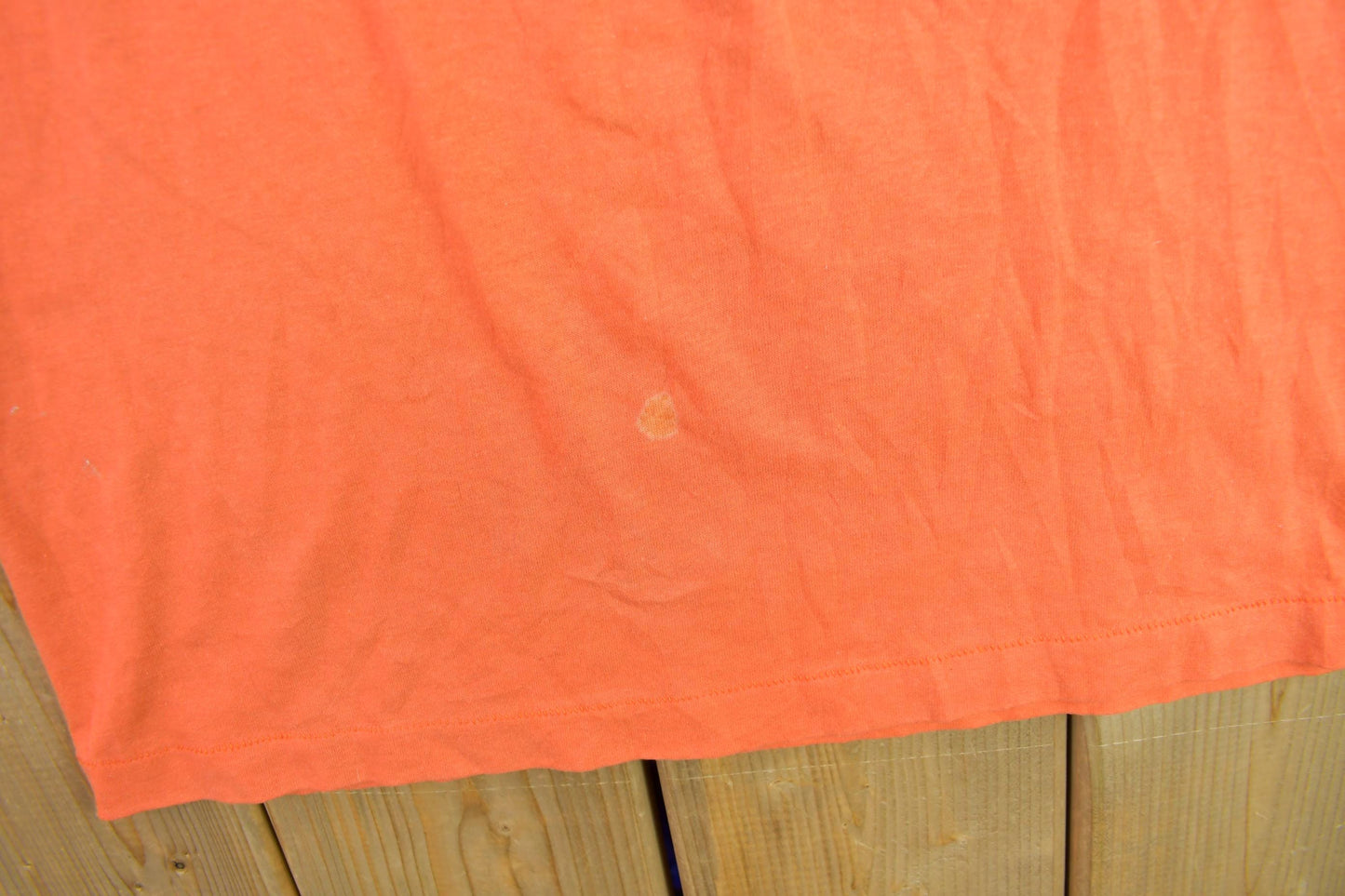 MLB Clothing > Gender Neutral Adult Clothing > Tops & Tees > T Shirts Vintage 1989 Baltimore Orioles MLB Baseball Graphic T-Shirt Men's Medium