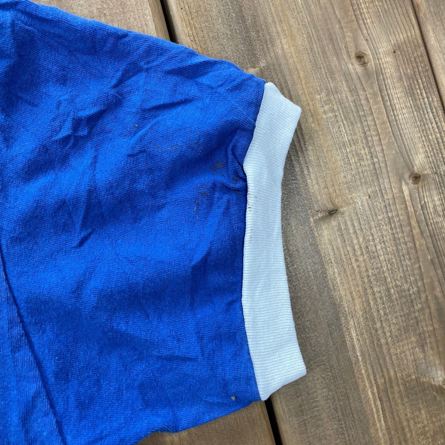 MLB Clothing > Gender Neutral Adult Clothing > Tops & Tees > T Shirts Vintage 1990s Chicago Cubs Sports Ringer T-Shirt Men's Medium