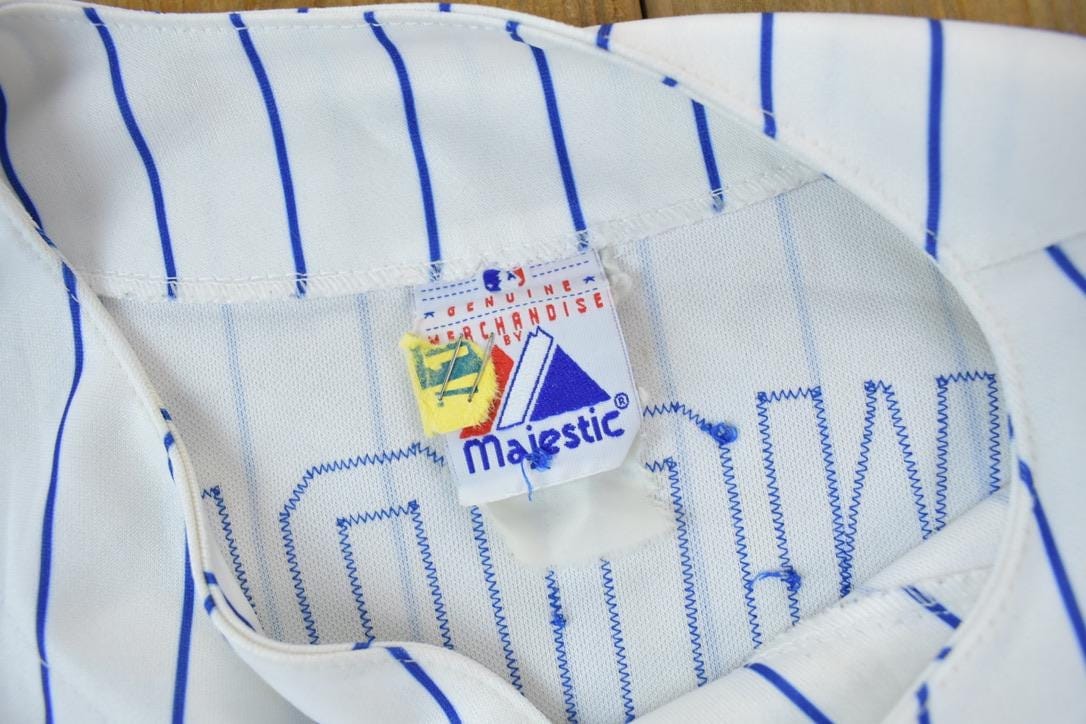 MLB Clothing > Gender Neutral Adult Clothing > Tops & Tees > T Shirts Vintage 1990s Chicago Cubs Wood MLB Majestic Baseball Jersey Men's XL