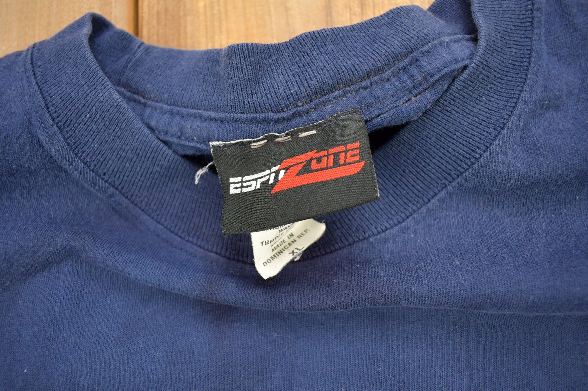 MLB Clothing > Gender Neutral Adult Clothing > Tops & Tees > T Shirts Vintage 1990s ESPN Zone Baltimore Home Made Baseball Graphic T-Shirt Men's XL