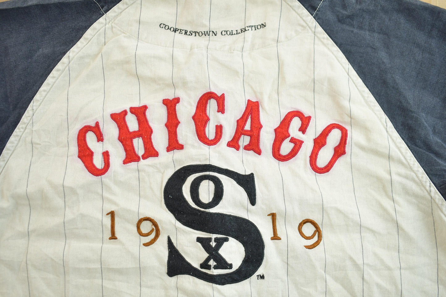 MLB Clothing > Men's Clothing > Sports & Fitness Vintage 1990's Mirage First String Chicago White Sox Baseball Jersey Men's Medium