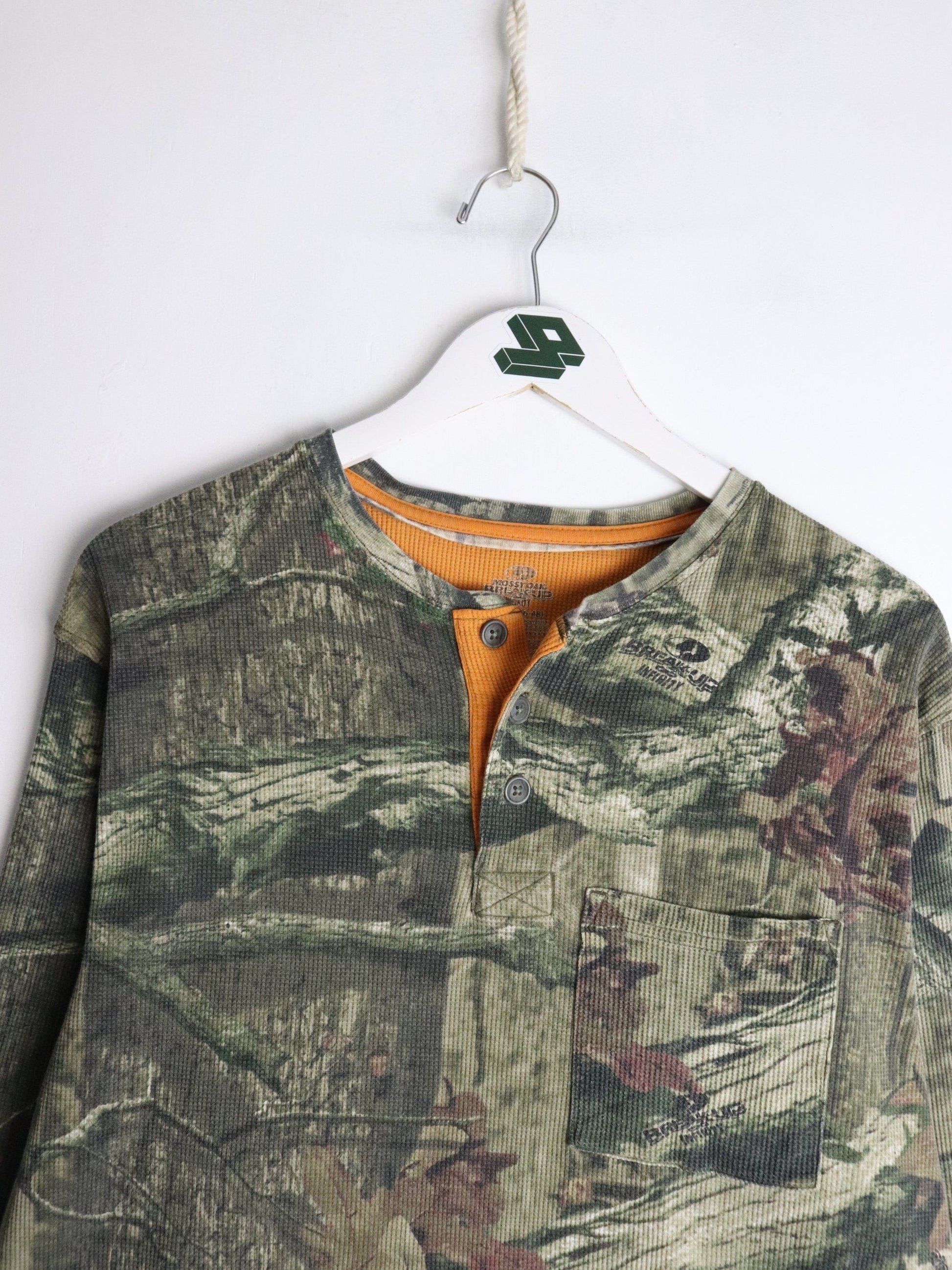 Mossy Oak Shirt Mens XL Green Thermal Henley from propervintagecanada