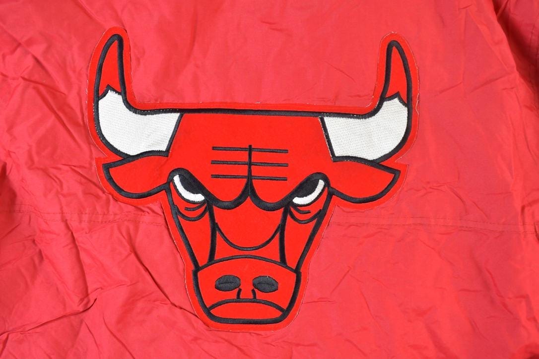 NBA Clothing > Gender Neutral Adult Clothing > Jackets & Coats Vintage 1990s Chicago Bulls Start Line NBA Basketball Jacket