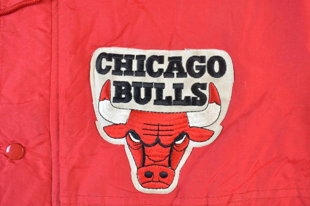 NBA Clothing > Gender Neutral Adult Clothing > Jackets & Coats Vintage 1990s Chicago Bulls Start Line NBA Basketball Jacket