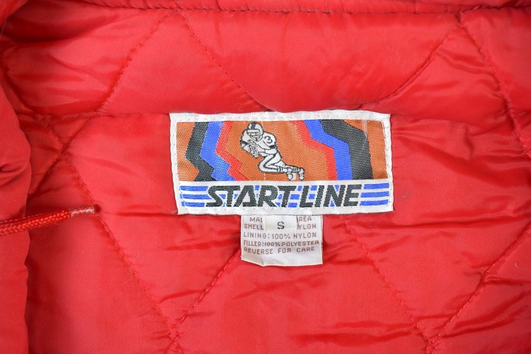 NBA Clothing > Gender Neutral Adult Clothing > Jackets & Coats Vintage 1990s Chicago Bulls Start Line NBA Basketball Jacket