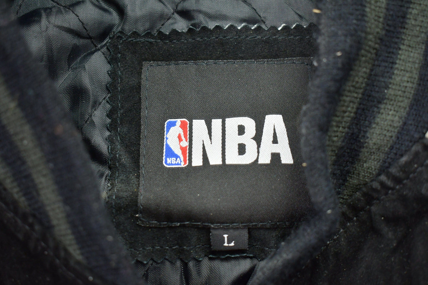 NBA Clothing > Gender Neutral Adult Clothing > Jackets & Coats Vintage 1990s San Antonio Spurs NBA Leather Bomber Jacket Men's Large