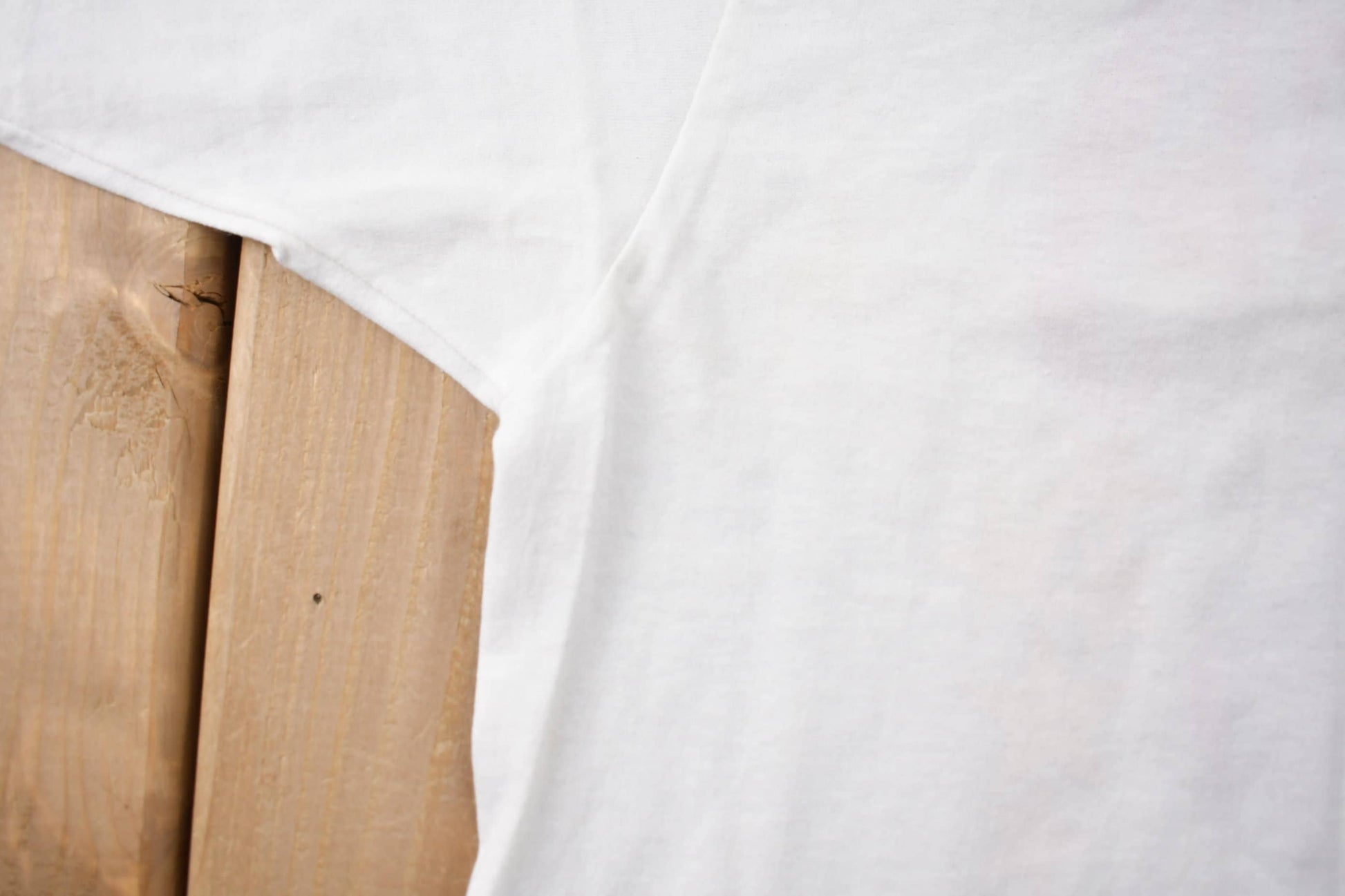 NBA Clothing > Gender Neutral Adult Clothing > Tops & Tees > T Shirts Vintage 1989 Detroit Pistons NBA World Champs Big Head Graphic T-Shirt Men's Large/ Made In USA / Single Stitch / NBA Basketball / Motor City Bad Boys