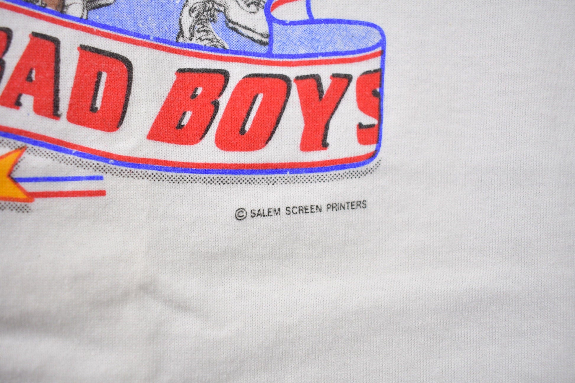 NBA Clothing > Gender Neutral Adult Clothing > Tops & Tees > T Shirts Vintage 1989 Detroit Pistons NBA World Champs Big Head Graphic T-Shirt Men's Large/ Made In USA / Single Stitch / NBA Basketball / Motor City Bad Boys