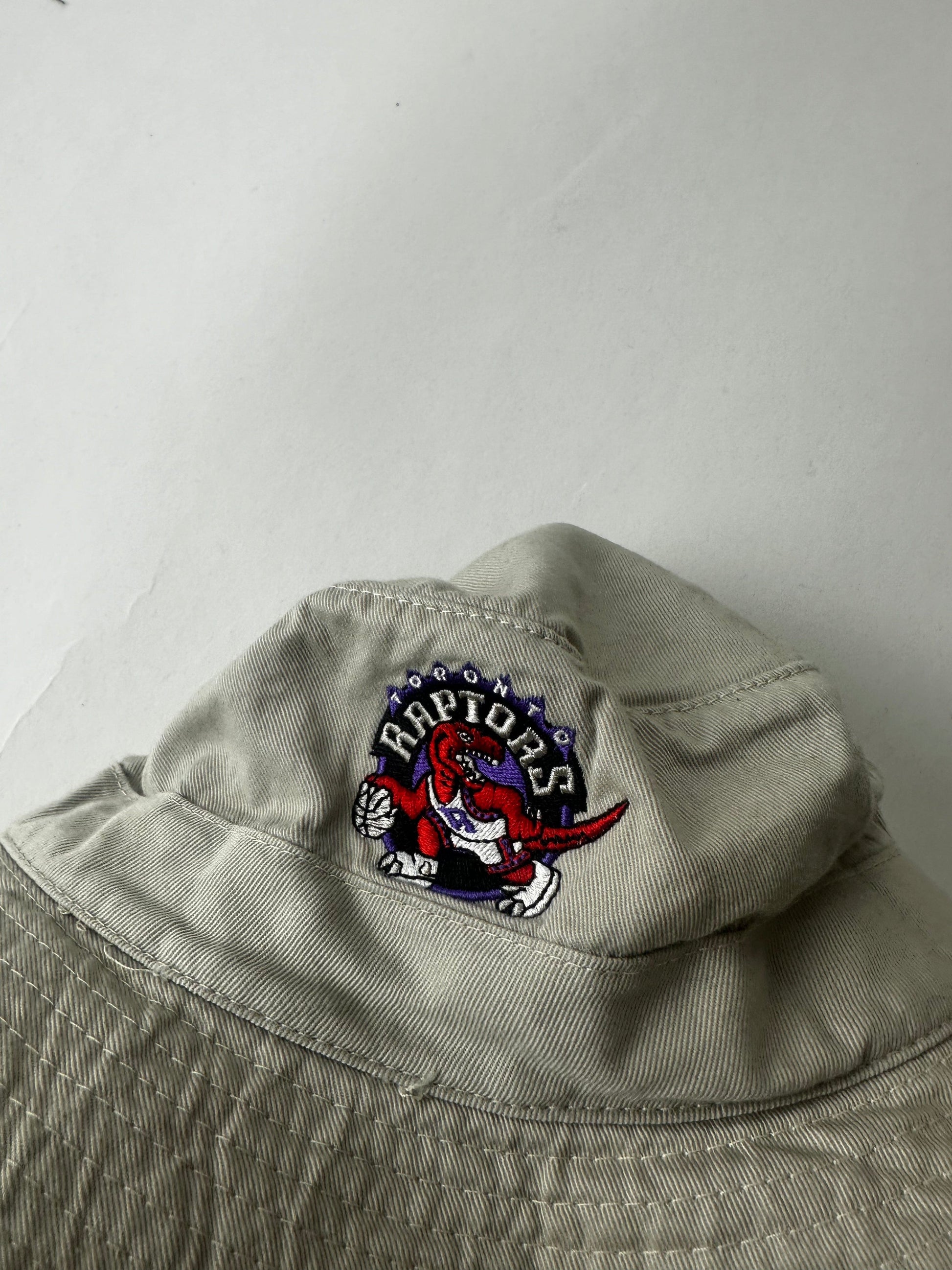 Toronto Raptors Bucket Hat Adult Beige NBA Proper Vintage