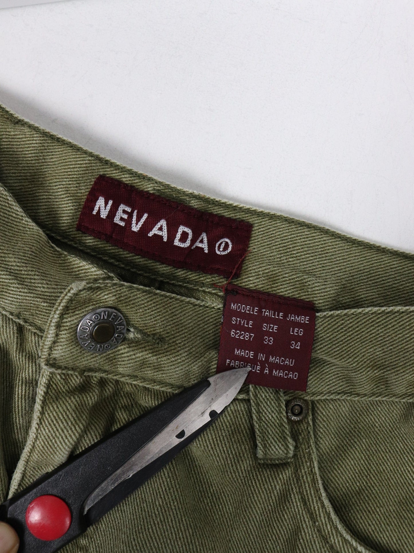Nevada Pants Fits Adult 30 x 25 Green Denim Jeans Cropped from propervintagecanada