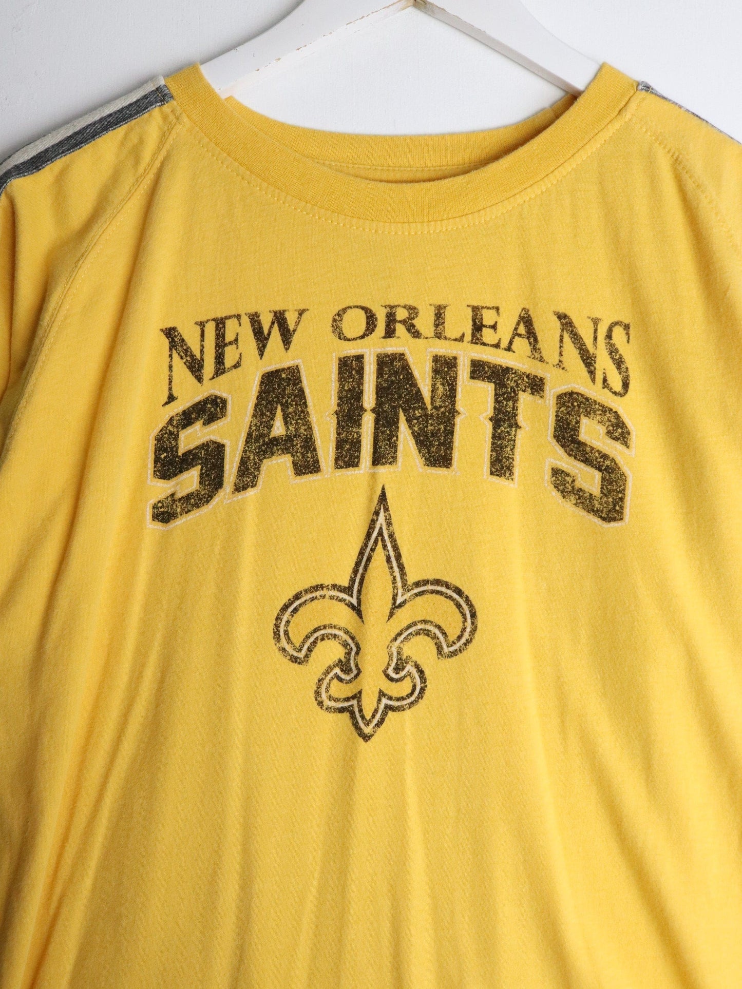 New Orleans Saints T Shirt Youth XL Yellow NFL from propervintagecanada