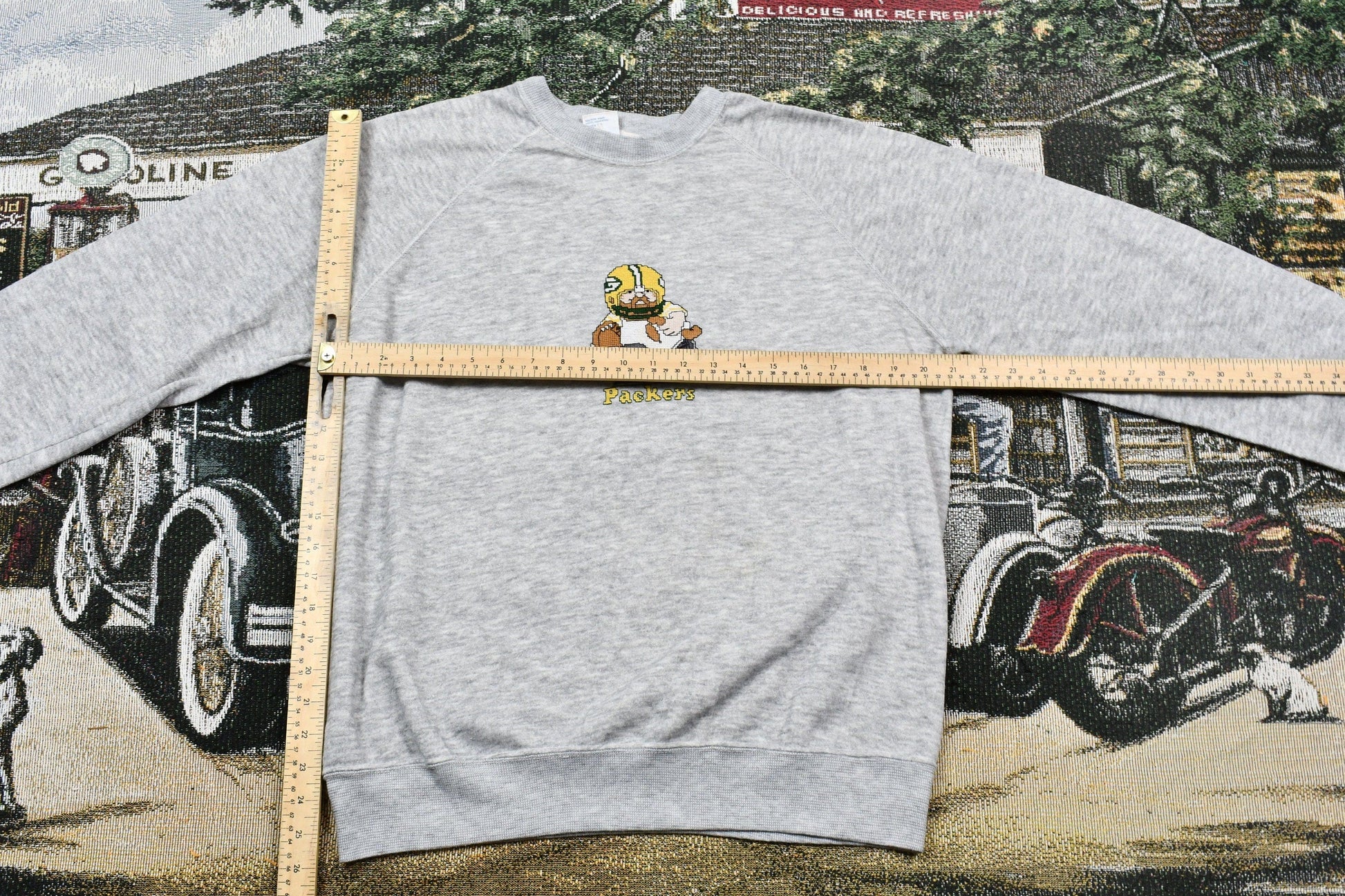 NFL Clothing > Gender Neutral Adult Clothing > Hoodies & Sweatshirts > Sweatshirts Vintage 1980s Green Bay Packers NFL Raglan Crewneck Men's Large