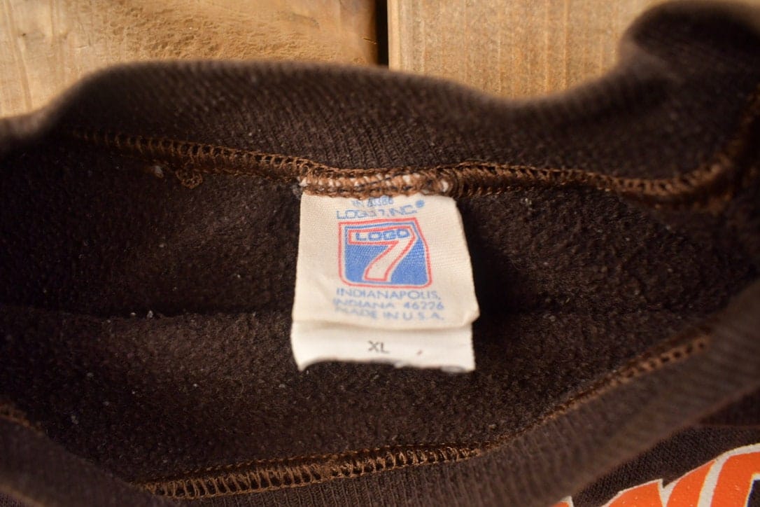 NFL Clothing > Gender Neutral Adult Clothing > Hoodies & Sweatshirts > Sweatshirts Vintage 1990s Cleveland Browns NFL Crewneck Sweatshirt Men's XL