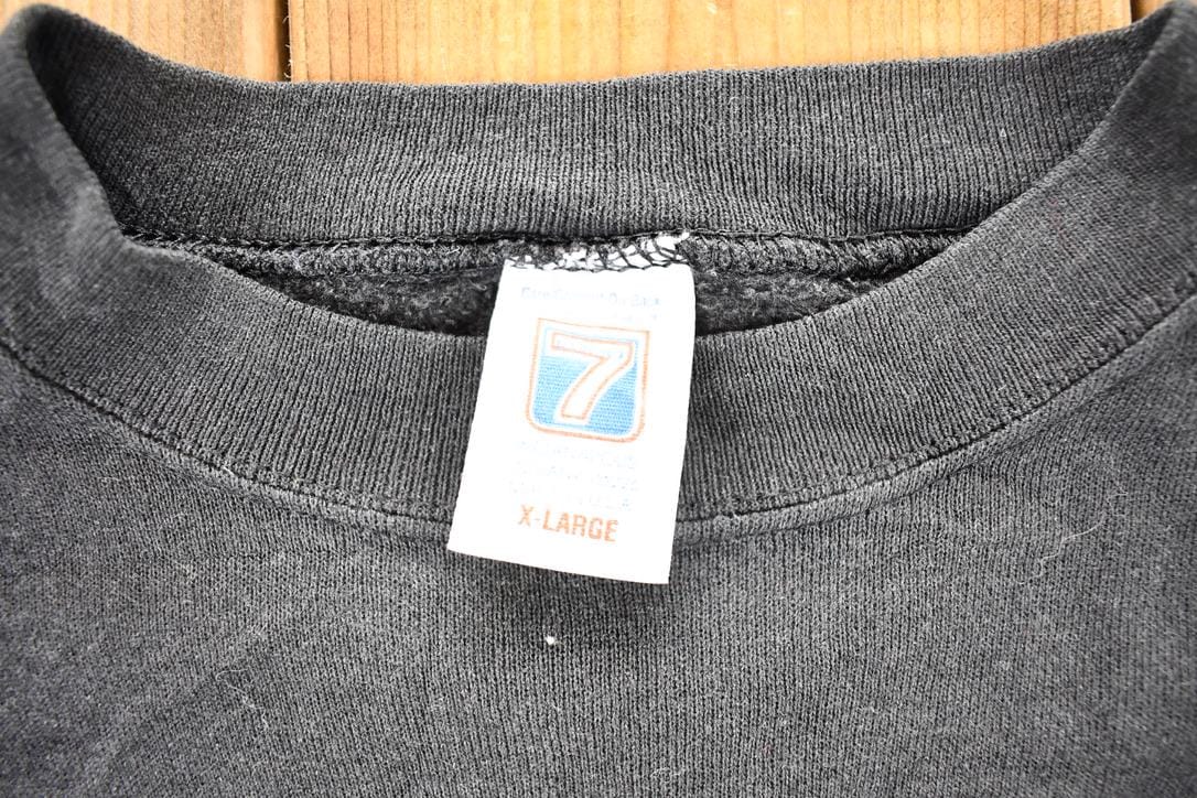 NFL Clothing > Gender Neutral Adult Clothing > Hoodies & Sweatshirts > Sweatshirts Vintage 1997 Green Bay Packers Super Bowl Champions NFL Crewneck Sweatshirt Men's L