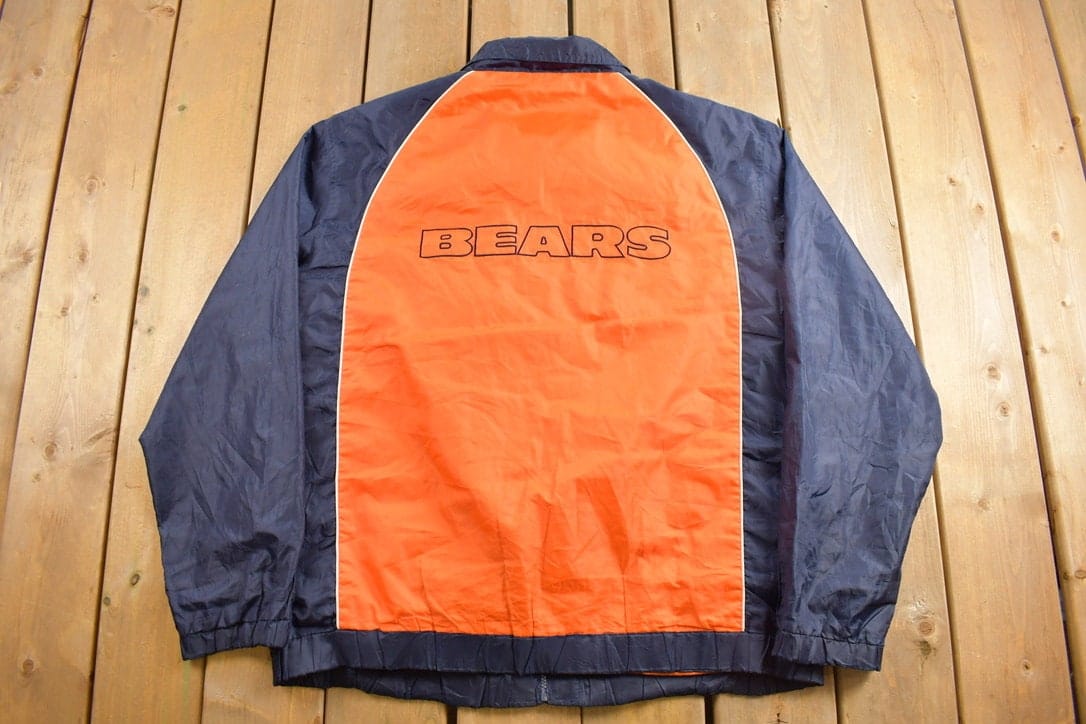 NFL Clothing > Gender Neutral Adult Clothing > Jackets & Coats Vintage 1990s Chicago Bears NFL Windbreaker Jacket Men's XL