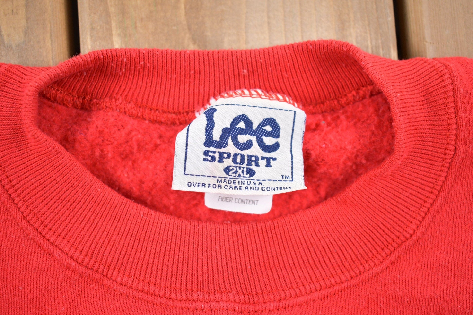 NHL Clothing > Gender Neutral Adult Clothing > Hoodies & Sweatshirts > Sweatshirts Vintage 1990s Lee Sport Detroit Red Wings Crewneck Sweatshirt Men's 2XL