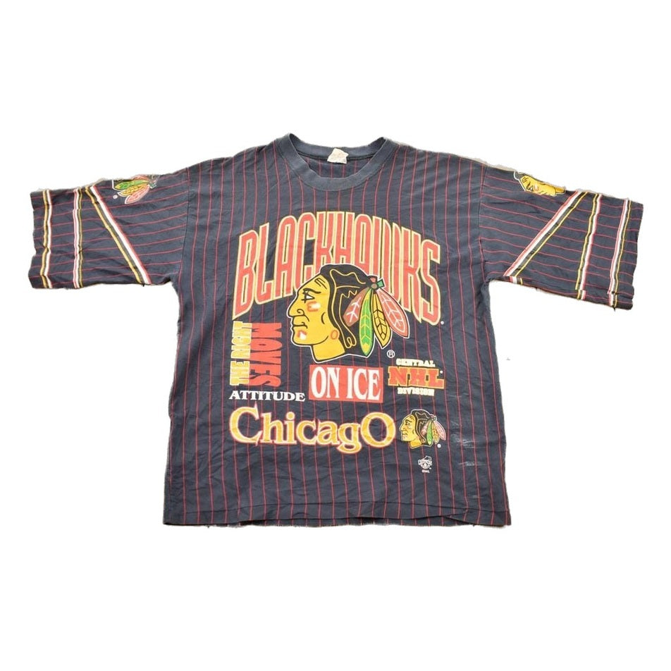 NHL Clothing > Gender Neutral Adult Clothing > Tops & Tees > T Shirts Vintage 1990s Chicago Blackhawks NHL All Over Print Graphic T-Shirt Men's Large
