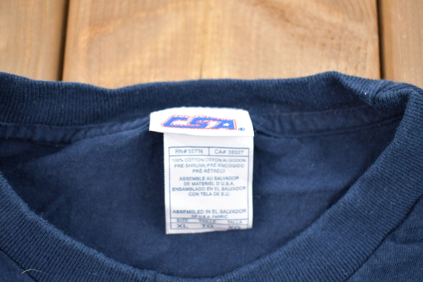 NHL Clothing > Gender Neutral Adult Clothing > Tops & Tees > T Shirts Vintage 1990s Columbus Blue Jackets NHL Graphic T-Shirt Men's XL