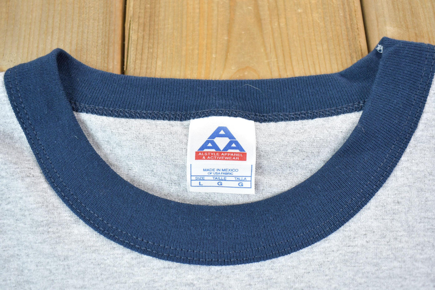 NHL Clothing > Gender Neutral Adult Clothing > Tops & Tees > T Shirts Vintage 1990s Original Six NHL Hockey Classic Dead Stock Graphic T-Shirt Men's Large