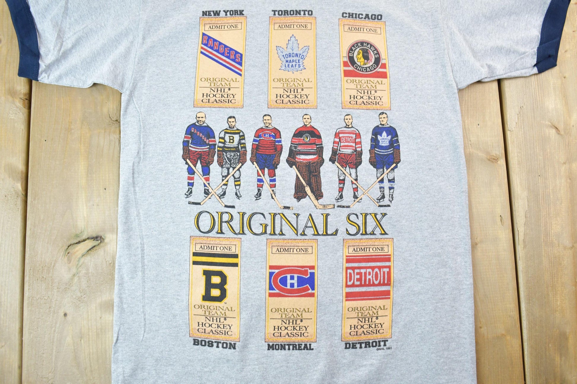 NHL Clothing > Gender Neutral Adult Clothing > Tops & Tees > T Shirts Vintage 1990s Original Six NHL Hockey Classic Dead Stock Graphic T-Shirt Men's Large