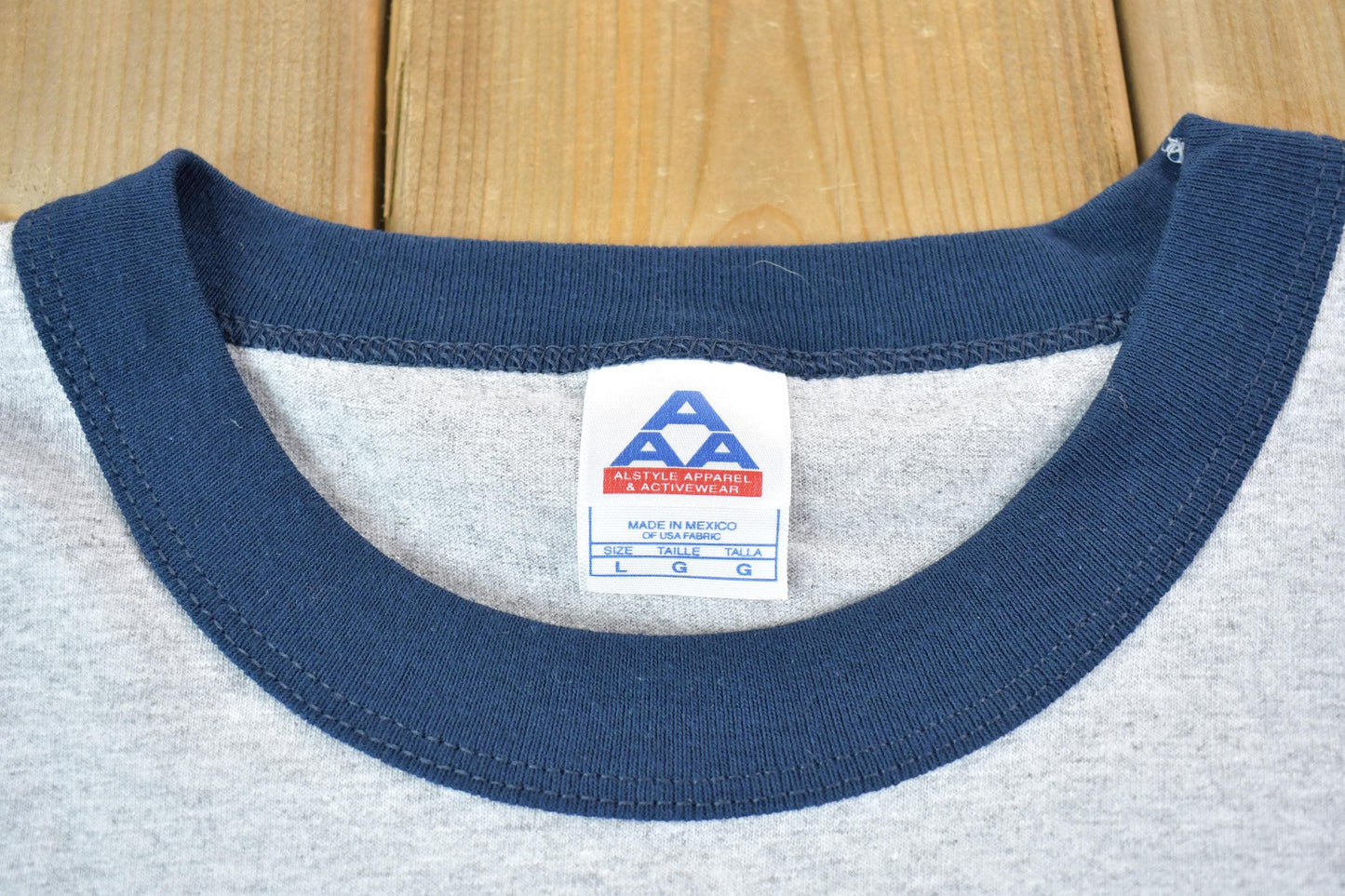 NHL Clothing > Gender Neutral Adult Clothing > Tops & Tees > T Shirts Vintage 1990s Original Six NHL Hockey Classic Dead Stock Graphic T-Shirt Men's Medium